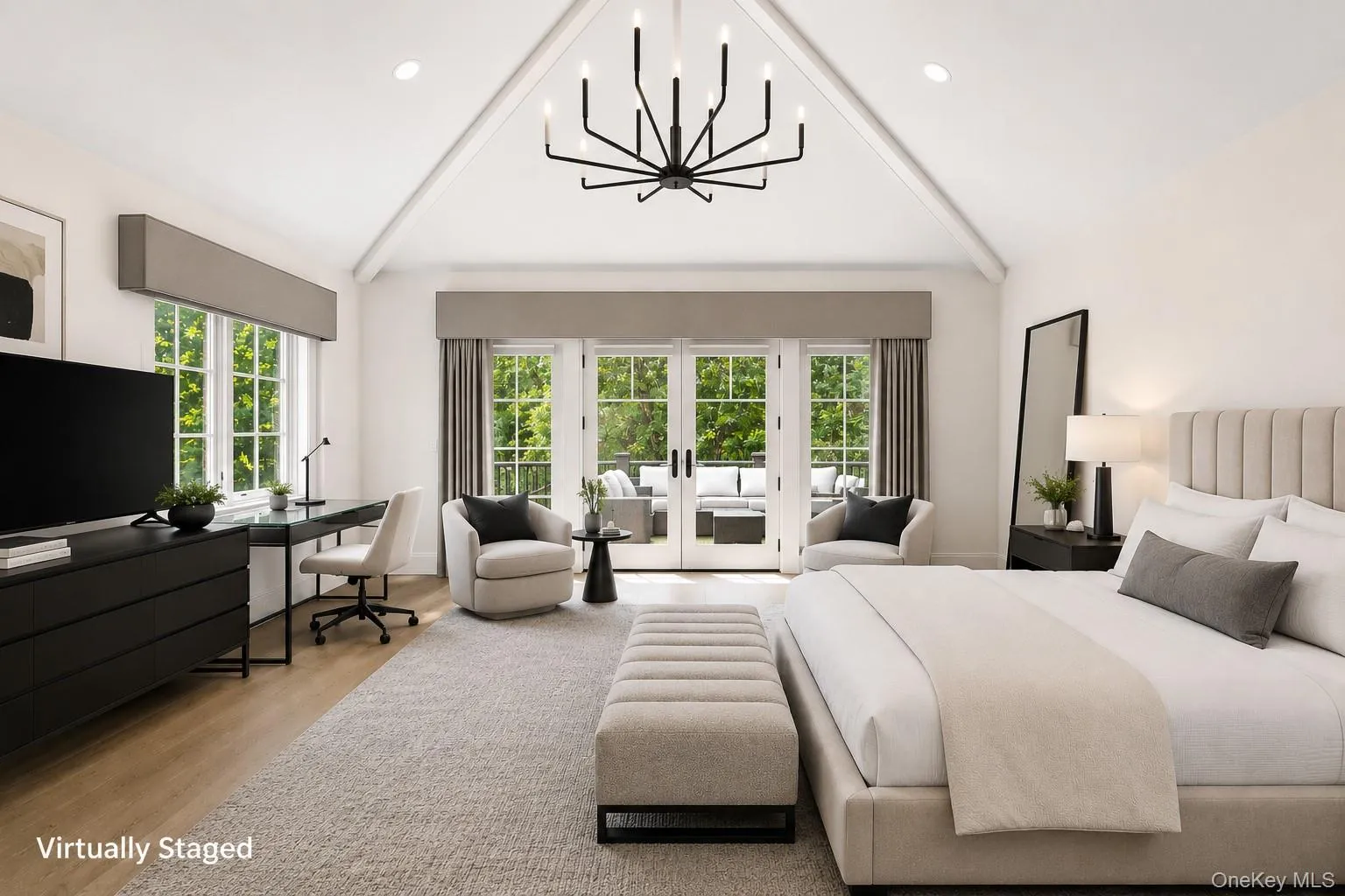 20 Devonshire Lane, East Hampton, New York 11930
