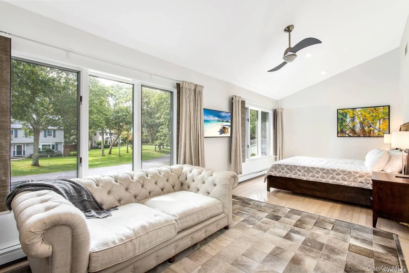 Upstairs Bedroom Upstairs Bedroom