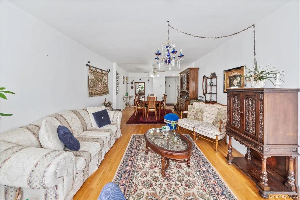 4265 Webster Avenue, New York, NY, 1 Bedroom Bedrooms, 3 Rooms Rooms,1 BathroomBathrooms,Residential,For Rent,Webster,0,905397 4265 Webster Avenue, New York, NY, 1 Bedroom Bedrooms, 3 Rooms Rooms,1 BathroomBathrooms,Residential,For Rent,Webster,0,905397
