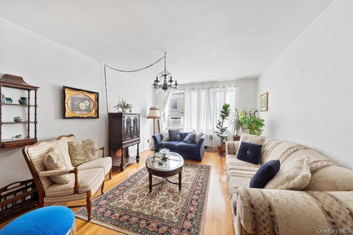 4265 Webster Avenue, New York, NY, 1 Bedroom Bedrooms, 3 Rooms Rooms,1 BathroomBathrooms,Residential,For Rent,Webster,0,905397 4265 Webster Avenue, New York, NY, 1 Bedroom Bedrooms, 3 Rooms Rooms,1 BathroomBathrooms,Residential,For Rent,Webster,0,905397