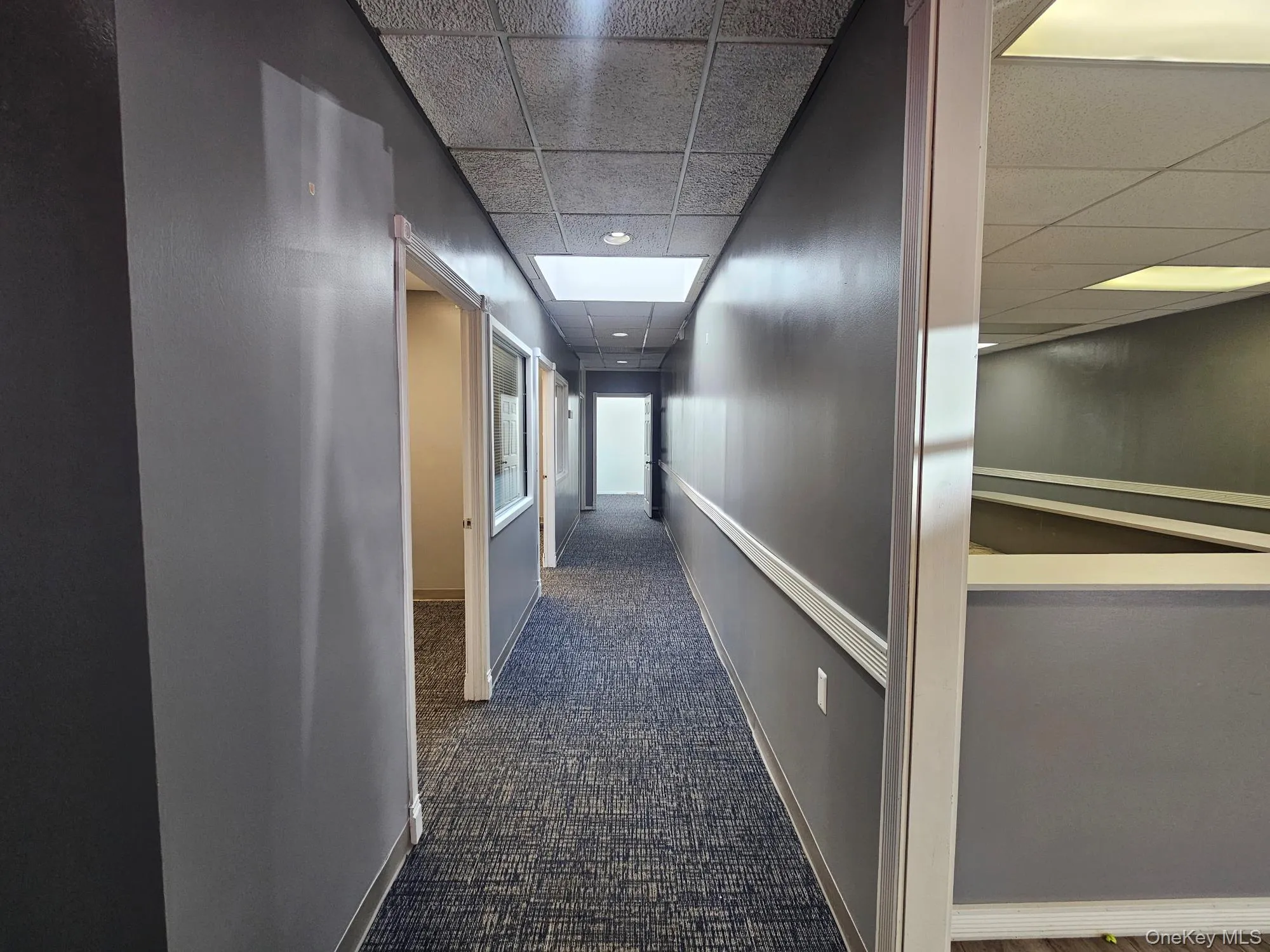 Hallway into Rooms Hallway into Rooms