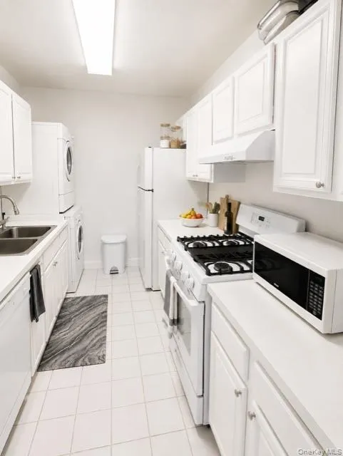 26910 Grand Central Parkway, New York, NY, 1 Bedroom Bedrooms, 3 Rooms Rooms,1 BathroomBathrooms,Residential,For Rent,Grand Central,0,905703 26910 Grand Central Parkway, New York, NY, 1 Bedroom Bedrooms, 3 Rooms Rooms,1 BathroomBathrooms,Residential,For Rent,Grand Central,0,905703