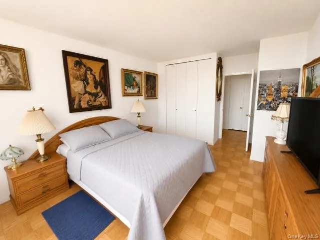 26910 Grand Central Parkway, New York, NY, 1 Bedroom Bedrooms, 3 Rooms Rooms,1 BathroomBathrooms,Residential,For Rent,Grand Central,0,905703 26910 Grand Central Parkway, New York, NY, 1 Bedroom Bedrooms, 3 Rooms Rooms,1 BathroomBathrooms,Residential,For Rent,Grand Central,0,905703