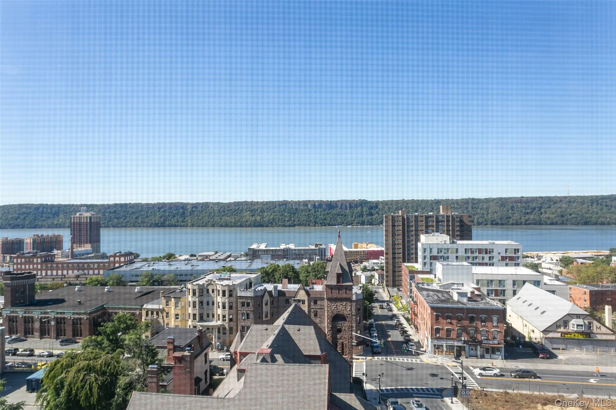 Bird's eye view of a large body of water Bird's eye view of a large body of water
