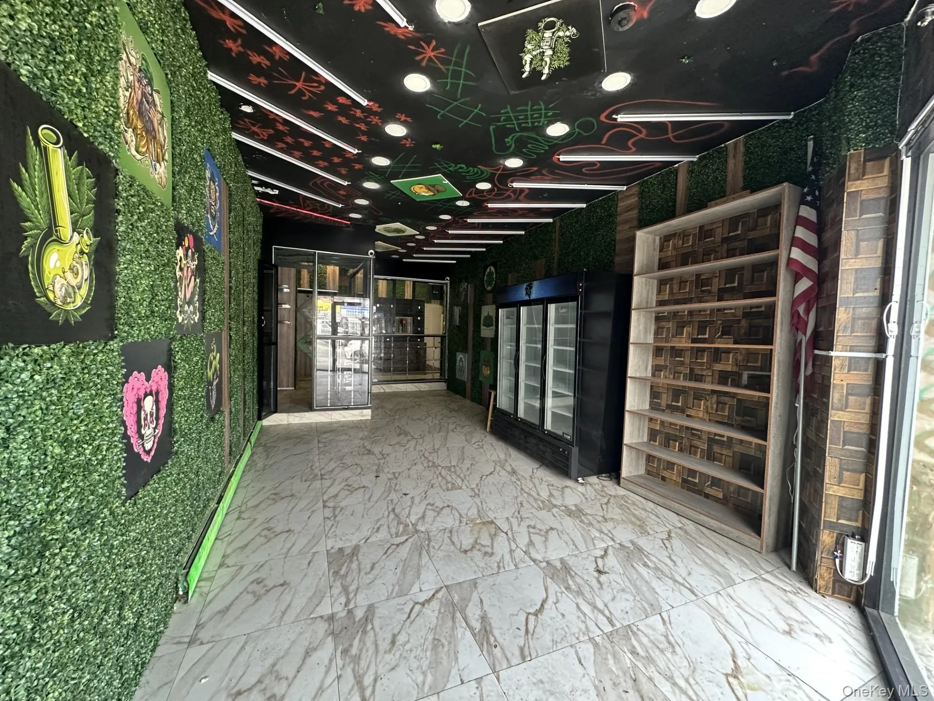 View of common area View of common area