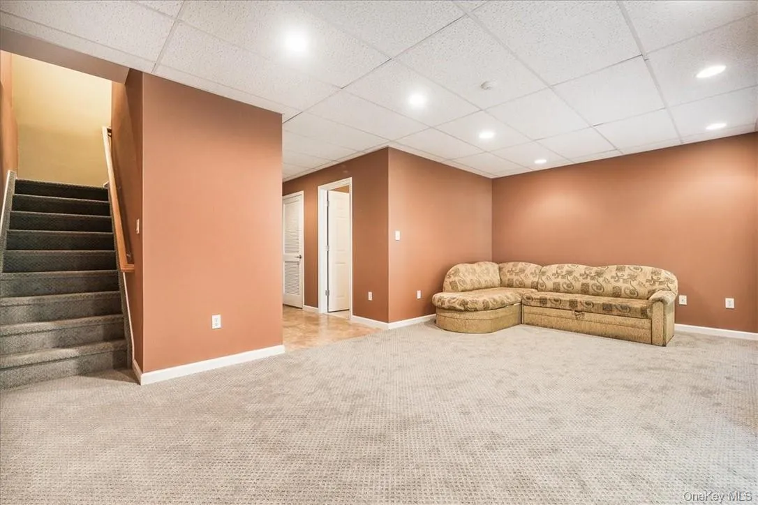 58 Alexander Court, Clarkstown, NY, 3 Bedrooms Bedrooms, 8 Rooms Rooms,3 BathroomsBathrooms,Residential Lease,Idx,Alexander,0,906085 58 Alexander Court, Clarkstown, NY, 3 Bedrooms Bedrooms, 8 Rooms Rooms,3 BathroomsBathrooms,Residential Lease,Idx,Alexander,0,906085