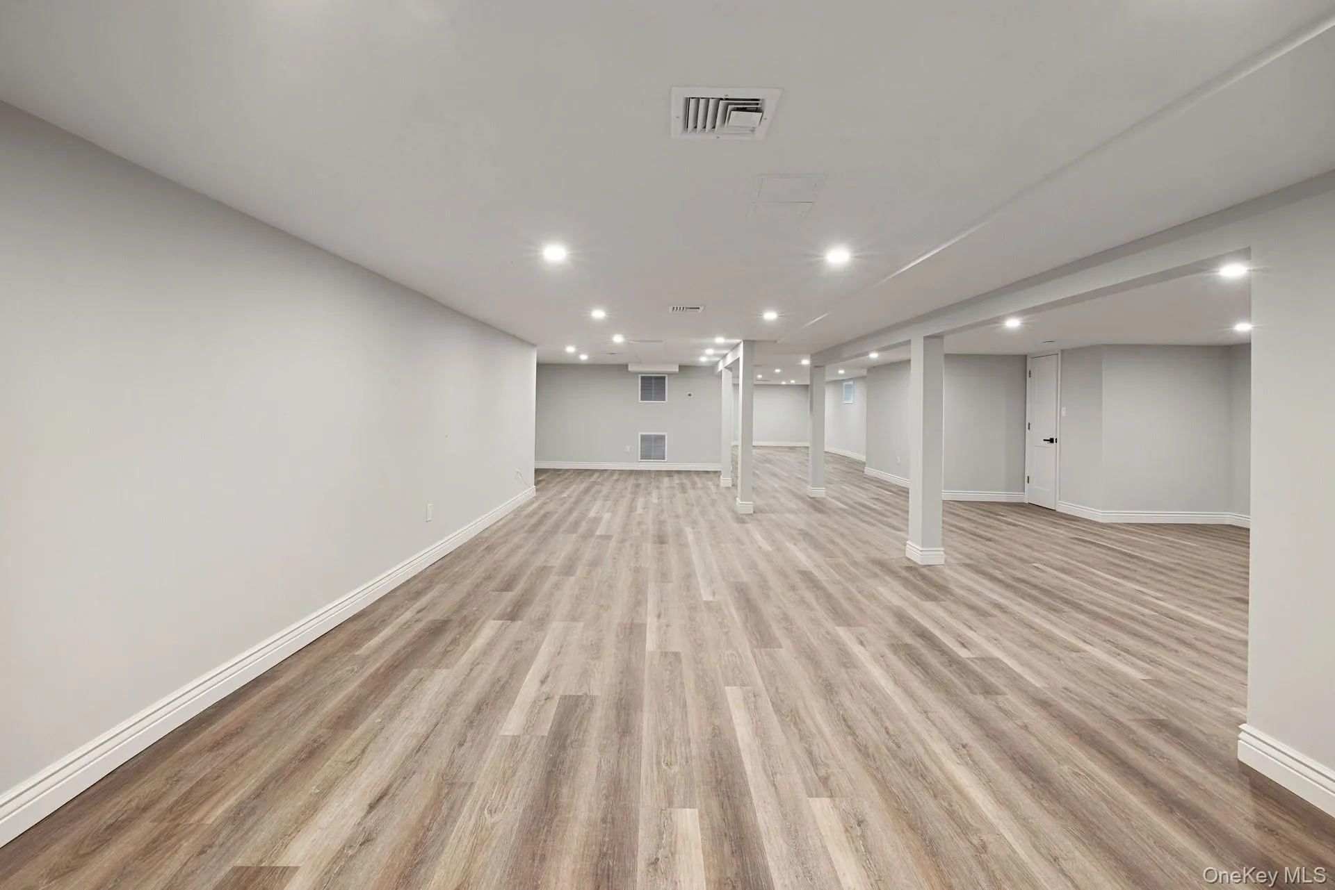 19 MICHAELS Lane, Oyster Bay, NY, 4 Bedrooms Bedrooms, 10 Rooms Rooms,3 BathroomsBathrooms,Residential,For Rent,MICHAELS,0,906140 19 MICHAELS Lane, Oyster Bay, NY, 4 Bedrooms Bedrooms, 10 Rooms Rooms,3 BathroomsBathrooms,Residential,For Rent,MICHAELS,0,906140