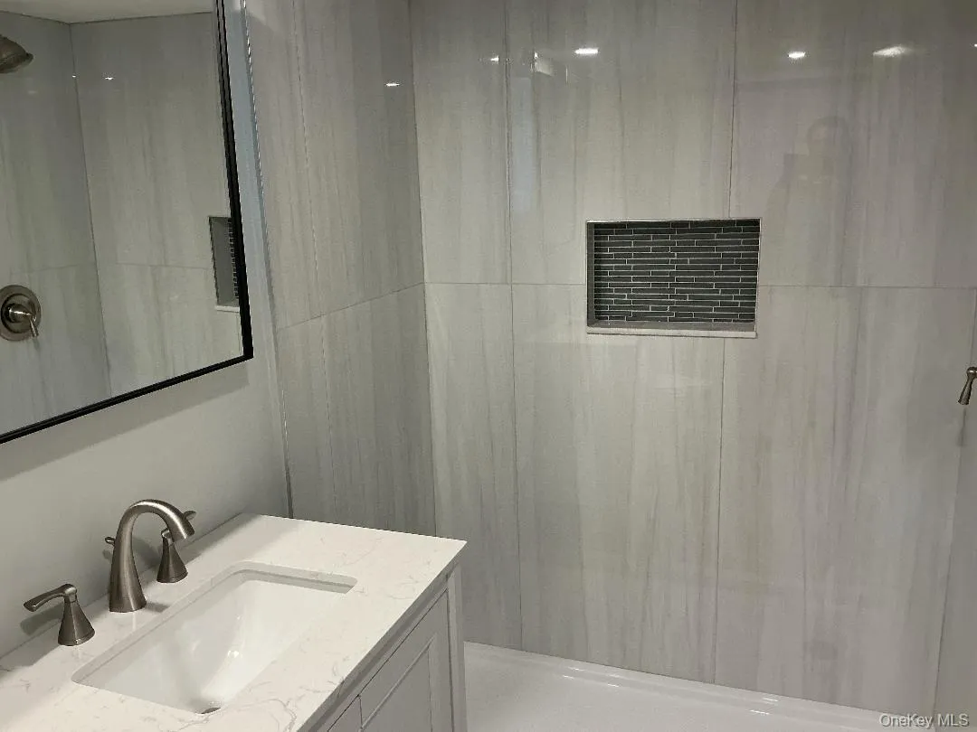 19 MICHAELS Lane, Oyster Bay, NY, 4 Bedrooms Bedrooms, 10 Rooms Rooms,3 BathroomsBathrooms,Residential,For Rent,MICHAELS,0,906140 19 MICHAELS Lane, Oyster Bay, NY, 4 Bedrooms Bedrooms, 10 Rooms Rooms,3 BathroomsBathrooms,Residential,For Rent,MICHAELS,0,906140