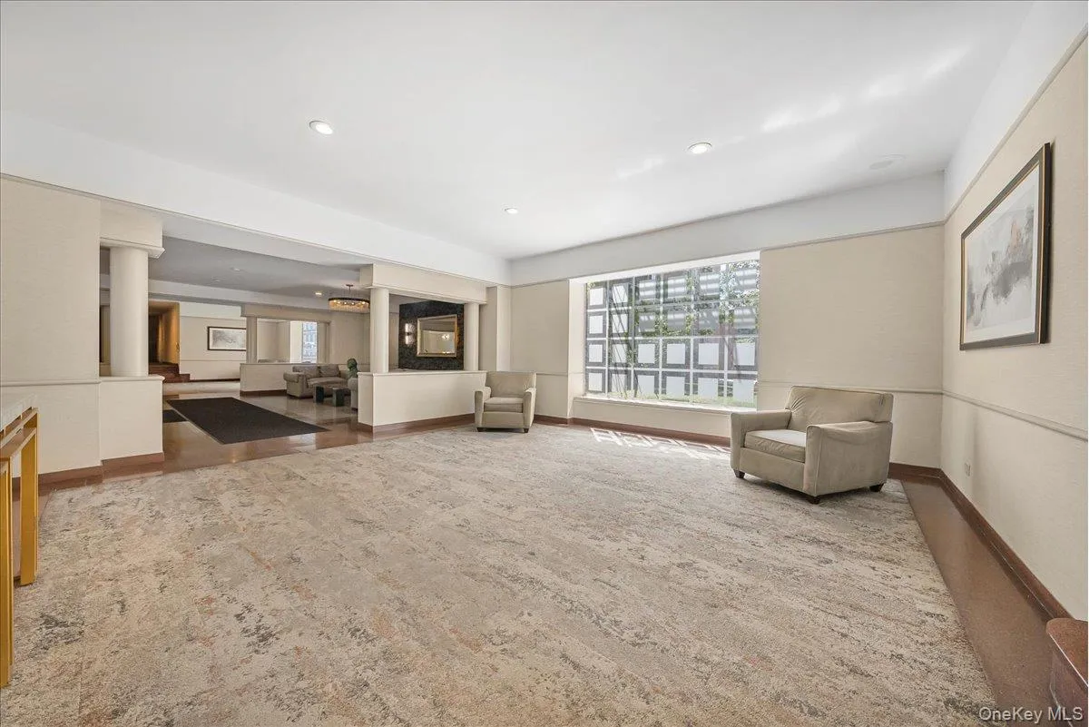 Unfurnished room featuring recessed lighting and baseboards Unfurnished room featuring recessed lighting and baseboards