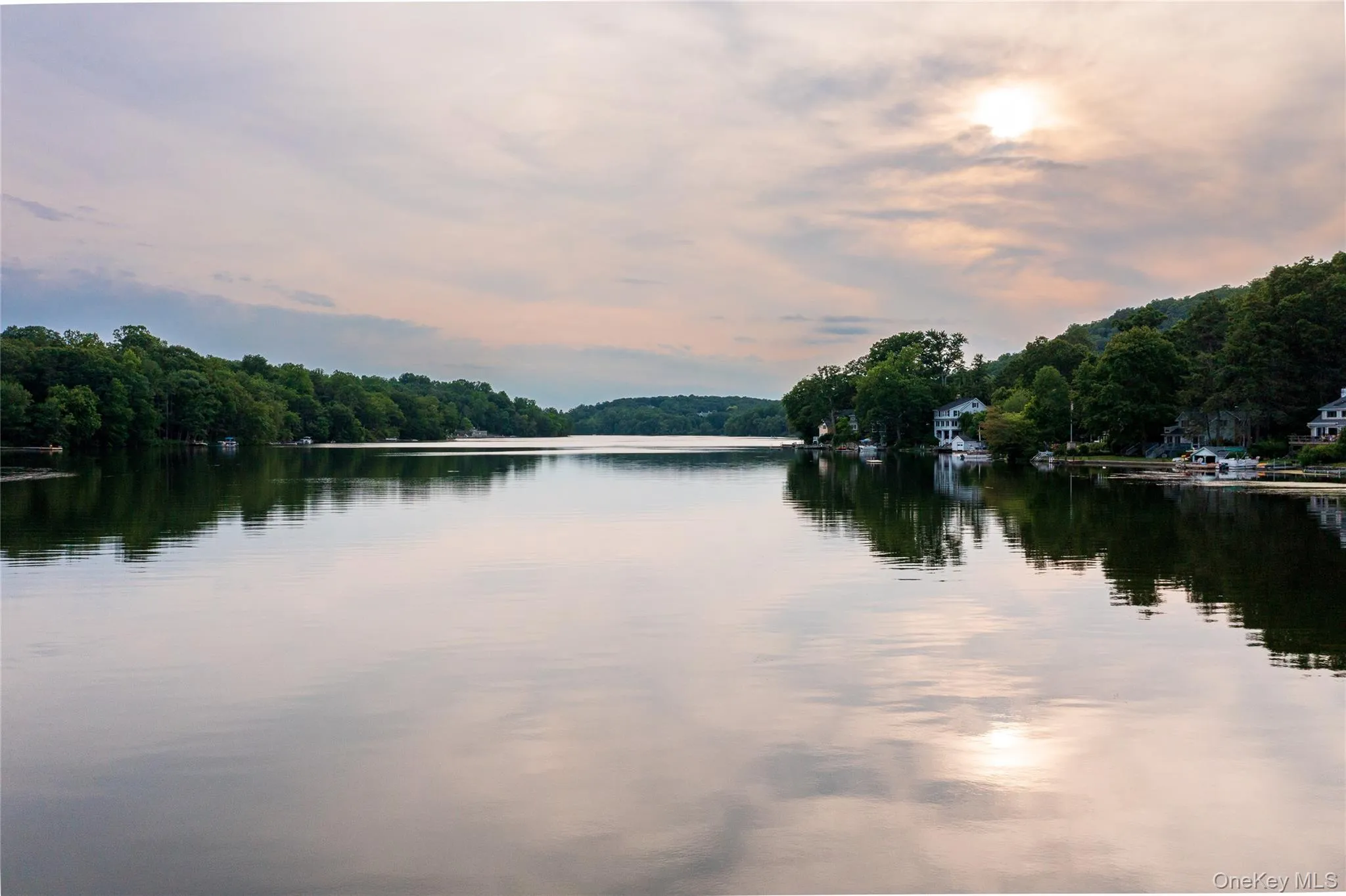 9 Shore Drive, Lewisboro, NY, 3 Bedrooms Bedrooms, 6 Rooms Rooms,1 BathroomBathrooms,Residential Lease,Idx,Shore,0,906353 9 Shore Drive, Lewisboro, NY, 3 Bedrooms Bedrooms, 6 Rooms Rooms,1 BathroomBathrooms,Residential Lease,Idx,Shore,0,906353