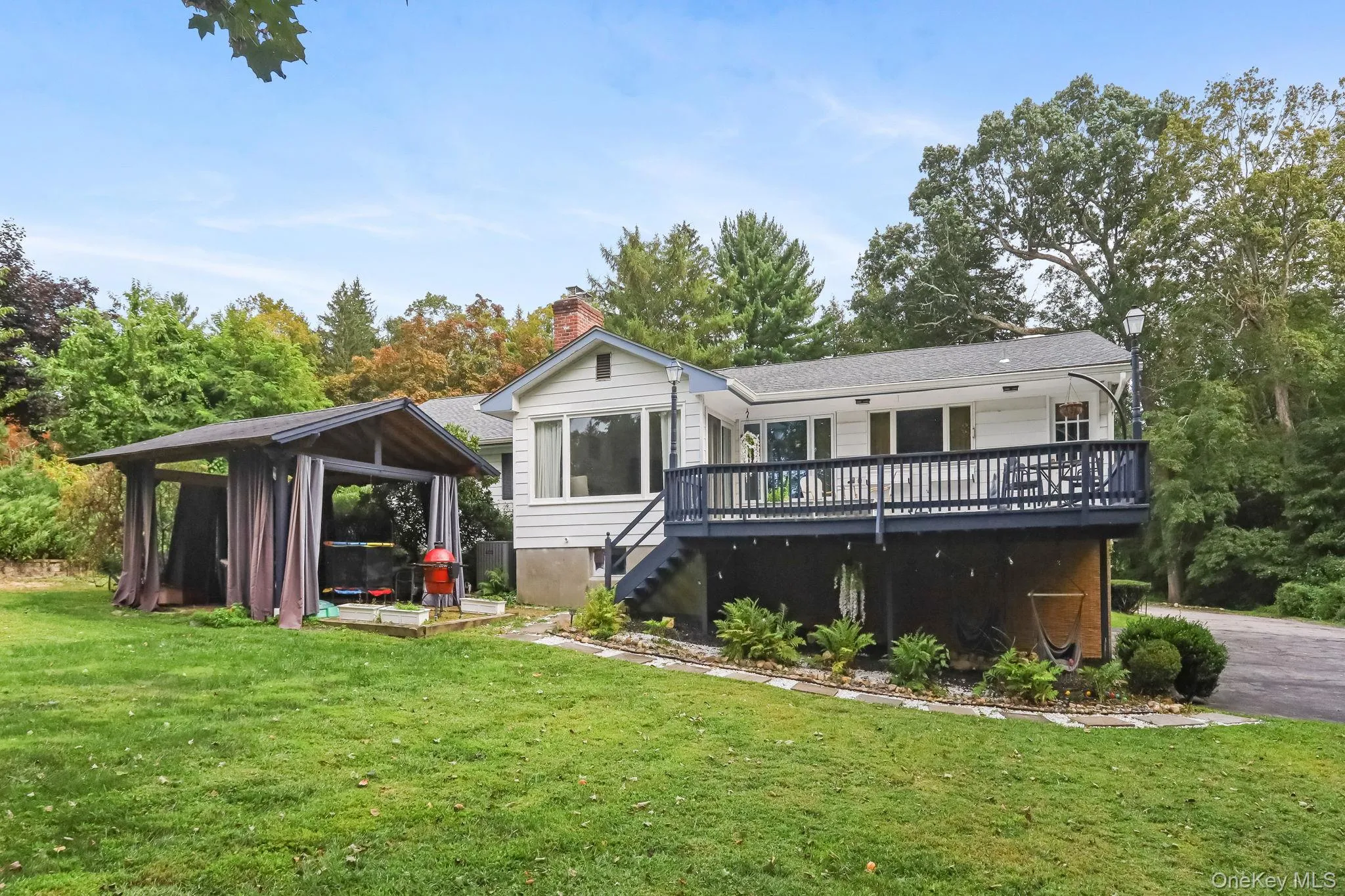 Easy living and entertaining spaces at 570 Bedford Road Easy living and entertaining spaces at 570 Bedford Road