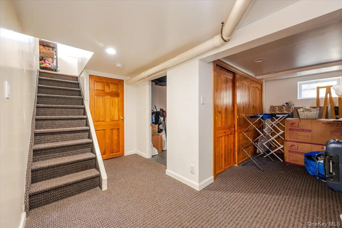 48 Davison, Hempstead, NY, 2 Bedrooms Bedrooms, 5 Rooms Rooms,2 BathroomsBathrooms,Residential Lease,Idx,Davison,0,906568 48 Davison, Hempstead, NY, 2 Bedrooms Bedrooms, 5 Rooms Rooms,2 BathroomsBathrooms,Residential Lease,Idx,Davison,0,906568