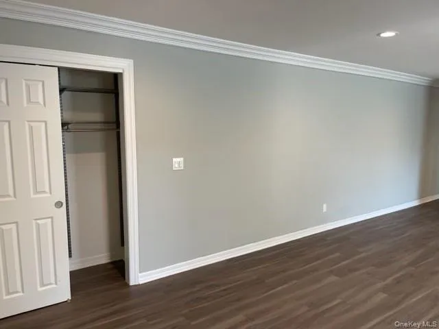 11 South Saxon Avenue, Islip, NY, 1 Bedroom Bedrooms, 4 Rooms Rooms,1 BathroomBathrooms,Residential Lease,Idx,South Saxon,0,906786 11 South Saxon Avenue, Islip, NY, 1 Bedroom Bedrooms, 4 Rooms Rooms,1 BathroomBathrooms,Residential Lease,Idx,South Saxon,0,906786