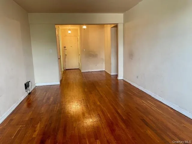 48-21 40 Street, New York, NY, 1 Bedroom Bedrooms, 3 Rooms Rooms,1 BathroomBathrooms,Residential,For Rent,40,0,906829 48-21 40 Street, New York, NY, 1 Bedroom Bedrooms, 3 Rooms Rooms,1 BathroomBathrooms,Residential,For Rent,40,0,906829