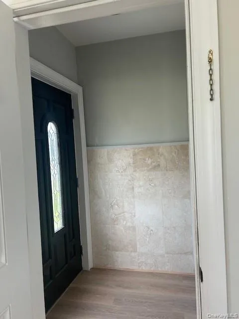309 Broadway, Babylon, NY, 3 Bedrooms Bedrooms, 6 Rooms Rooms,1 BathroomBathrooms,Residential Lease,Idx,Broadway,906922 309 Broadway, Babylon, NY, 3 Bedrooms Bedrooms, 6 Rooms Rooms,1 BathroomBathrooms,Residential Lease,Idx,Broadway,906922