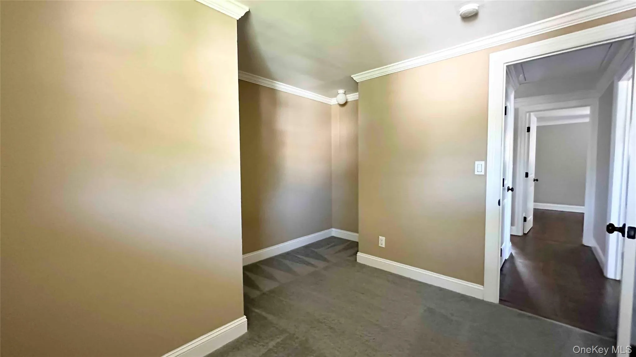 27 Southridge Drive, Glen Cove, NY, 2 Bedrooms Bedrooms, 5 Rooms Rooms,1 BathroomBathrooms,Residential Lease,Idx,Southridge,0,907223 27 Southridge Drive, Glen Cove, NY, 2 Bedrooms Bedrooms, 5 Rooms Rooms,1 BathroomBathrooms,Residential Lease,Idx,Southridge,0,907223