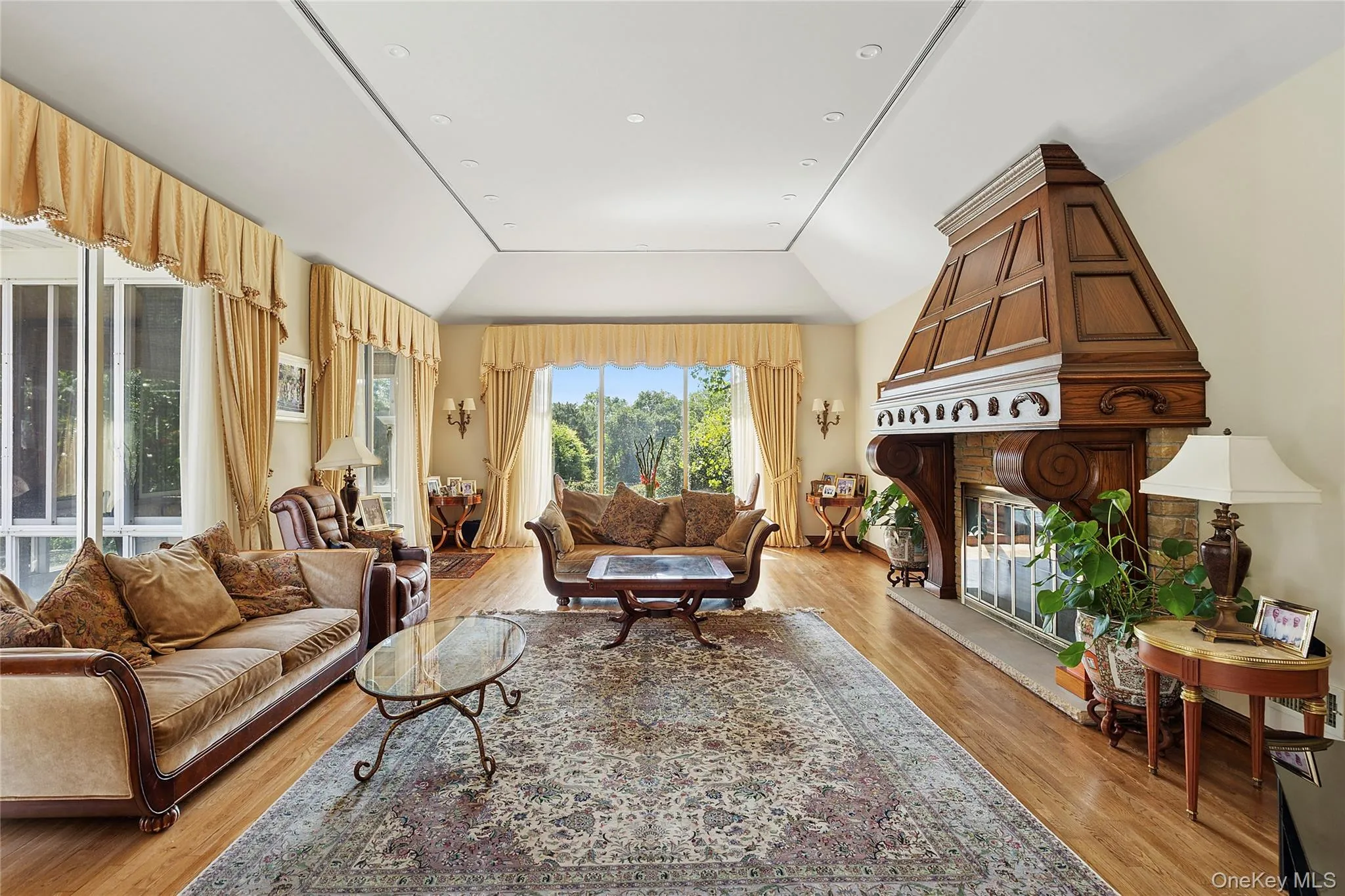 13 Chanticlare Drive, North Hempstead, NY, 5 Bedrooms Bedrooms, 10 Rooms Rooms,5 BathroomsBathrooms,Residential Sale,For Rent,Chanticlare,0,907698 13 Chanticlare Drive, North Hempstead, NY, 5 Bedrooms Bedrooms, 10 Rooms Rooms,5 BathroomsBathrooms,Residential Sale,For Rent,Chanticlare,0,907698
