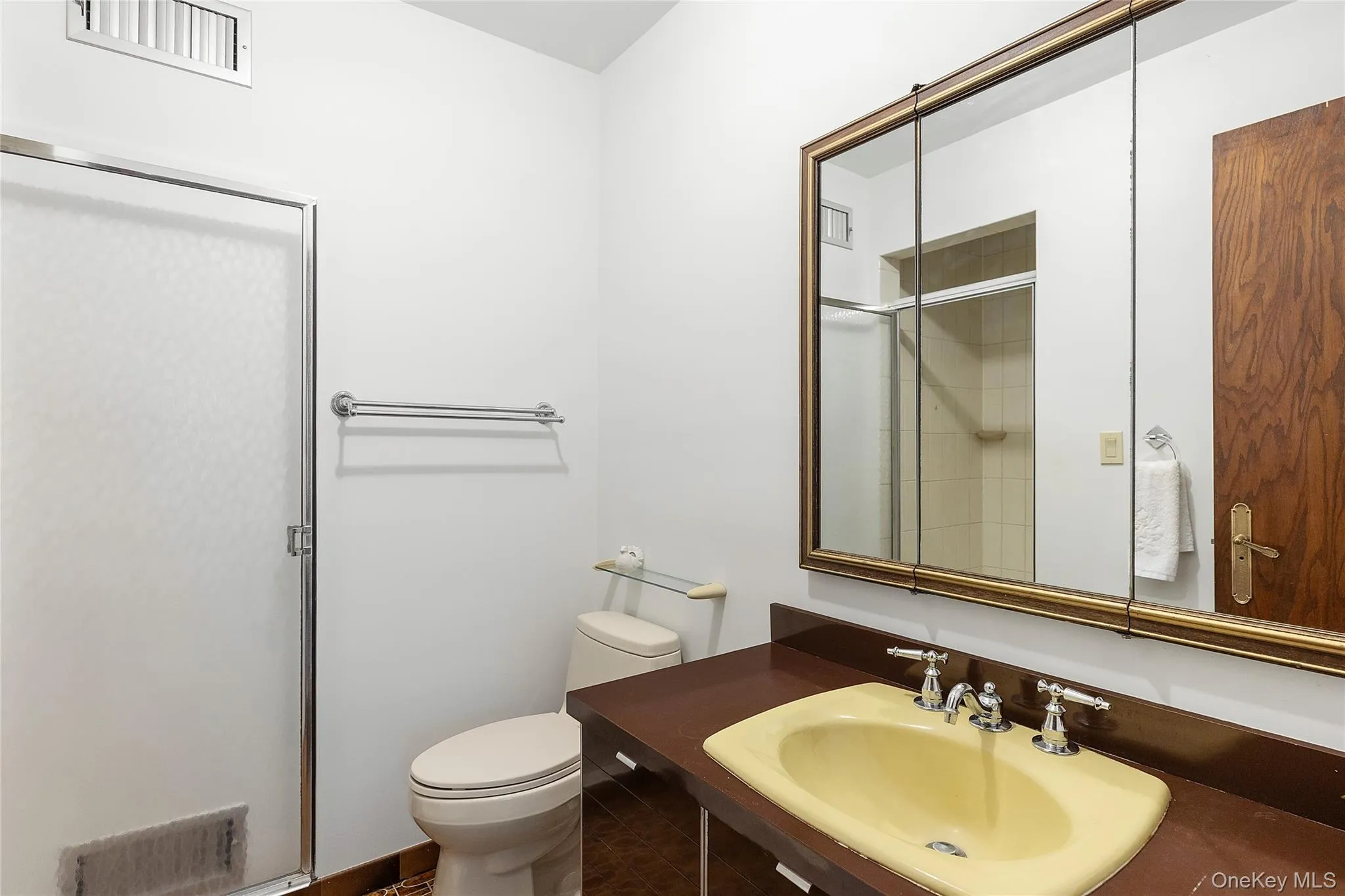 13 Chanticlare Drive, North Hempstead, NY, 5 Bedrooms Bedrooms, 10 Rooms Rooms,5 BathroomsBathrooms,Residential Sale,For Rent,Chanticlare,0,907698 13 Chanticlare Drive, North Hempstead, NY, 5 Bedrooms Bedrooms, 10 Rooms Rooms,5 BathroomsBathrooms,Residential Sale,For Rent,Chanticlare,0,907698