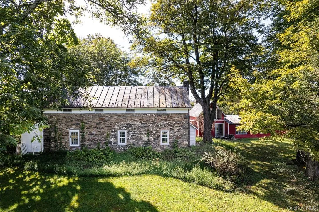 Front of Stone house Front of Stone house