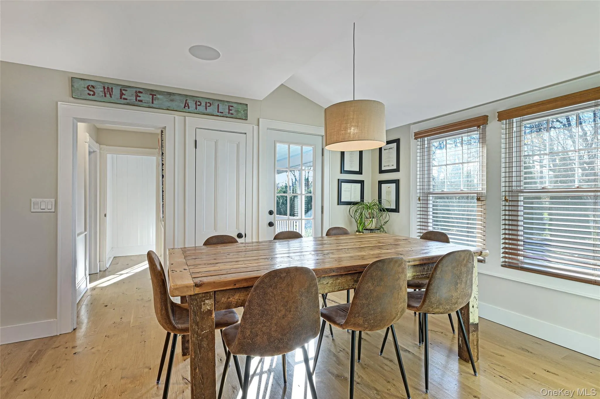 148 Montauk Highway, Southampton, NY, 4 Bedrooms Bedrooms, 6 Rooms Rooms,3 BathroomsBathrooms,Residential Lease,Idx,Montauk,0,908090 148 Montauk Highway, Southampton, NY, 4 Bedrooms Bedrooms, 6 Rooms Rooms,3 BathroomsBathrooms,Residential Lease,Idx,Montauk,0,908090