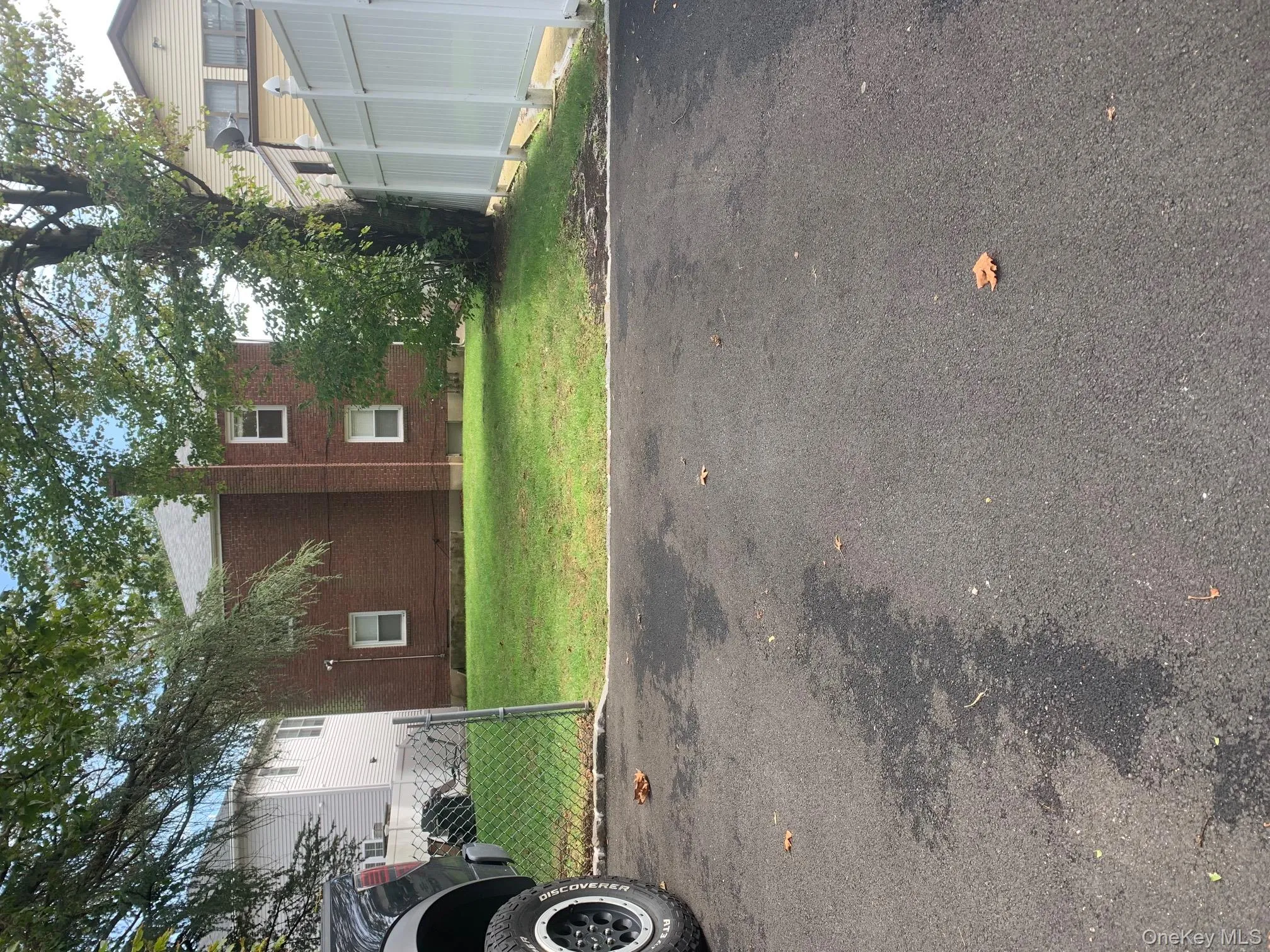 View of parking / parking lot for 2 cars View of parking / parking lot for 2 cars