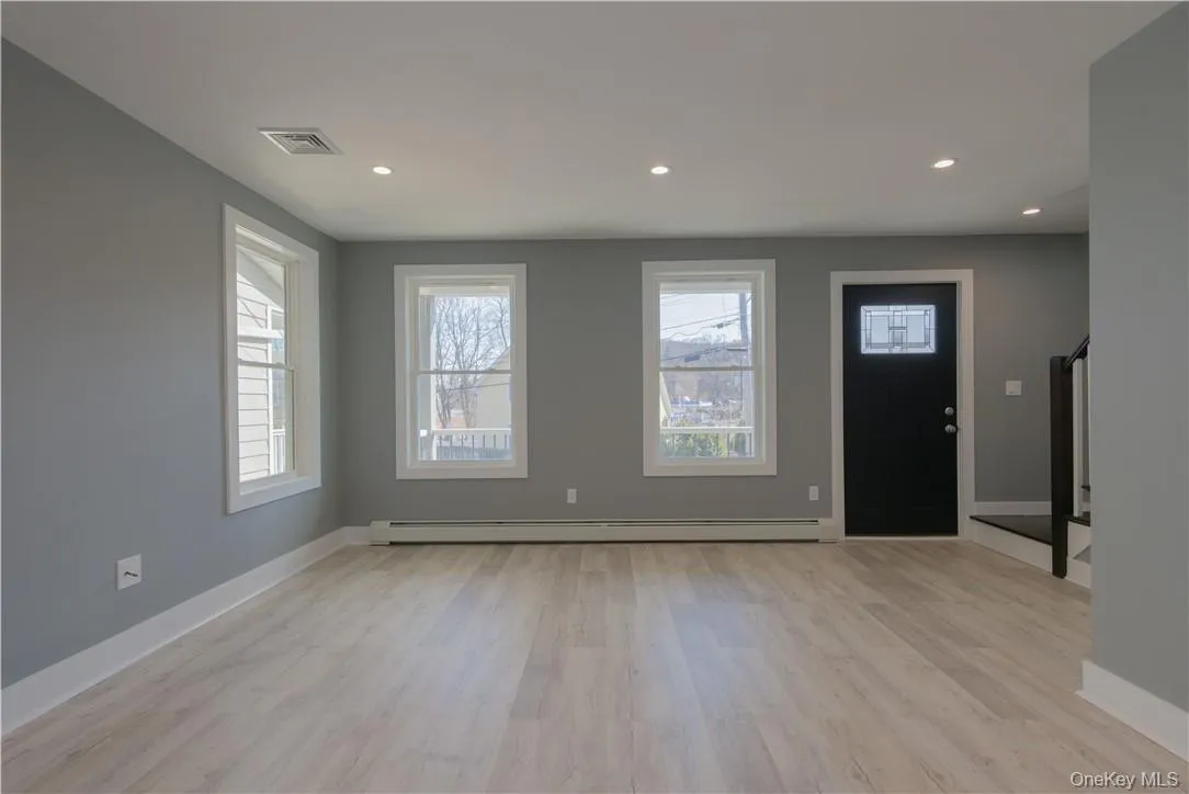 284 High Avenue, Orangetown, NY, 3 Bedrooms Bedrooms, 5 Rooms Rooms,2 BathroomsBathrooms,Residential Lease,Idx,High,908229 284 High Avenue, Orangetown, NY, 3 Bedrooms Bedrooms, 5 Rooms Rooms,2 BathroomsBathrooms,Residential Lease,Idx,High,908229