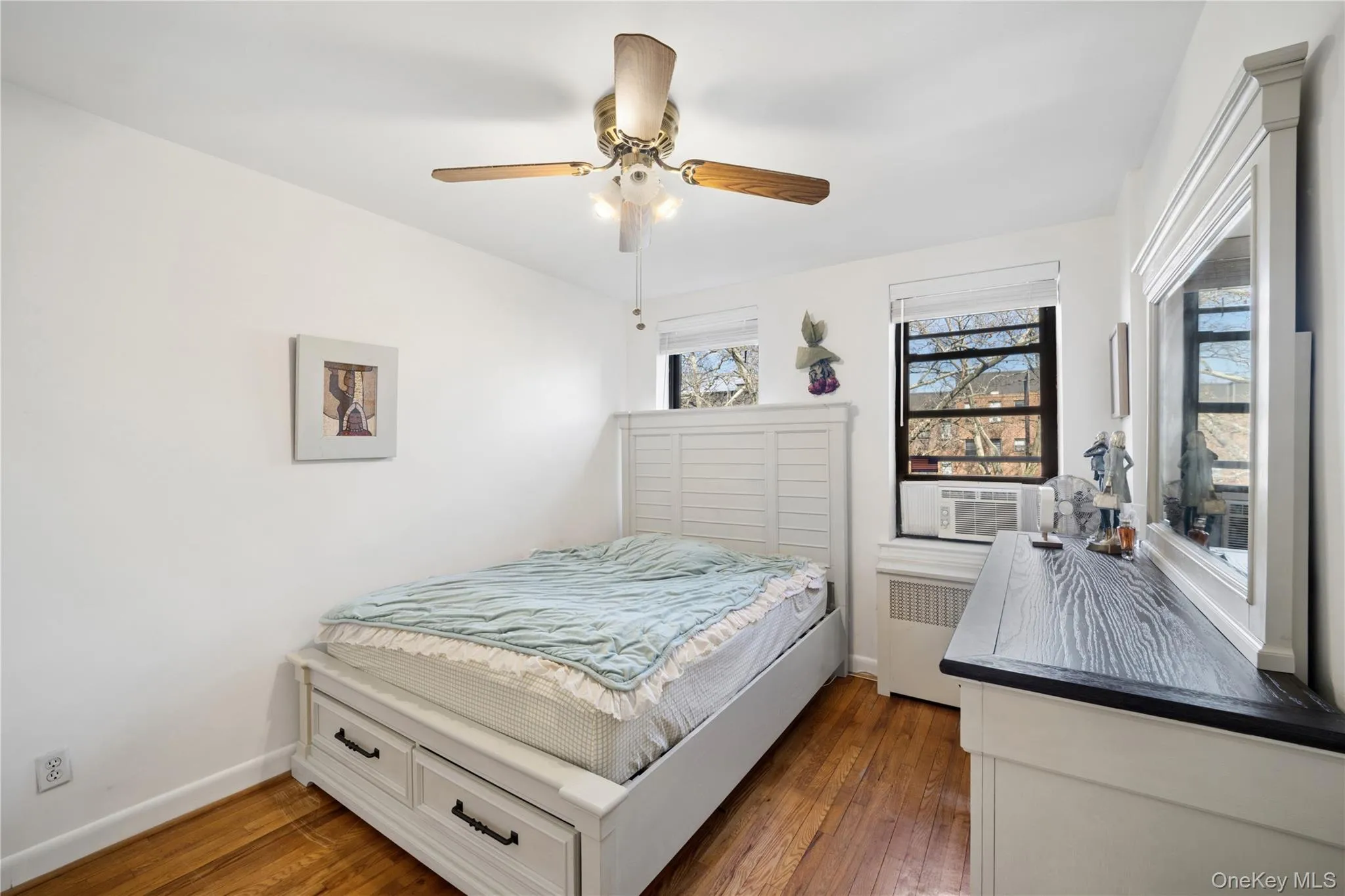 47-22 215th Place, New York, NY, 2 Bedrooms Bedrooms, 5 Rooms Rooms,1 BathroomBathrooms,Residential,For Rent,215th,0,908517 47-22 215th Place, New York, NY, 2 Bedrooms Bedrooms, 5 Rooms Rooms,1 BathroomBathrooms,Residential,For Rent,215th,0,908517