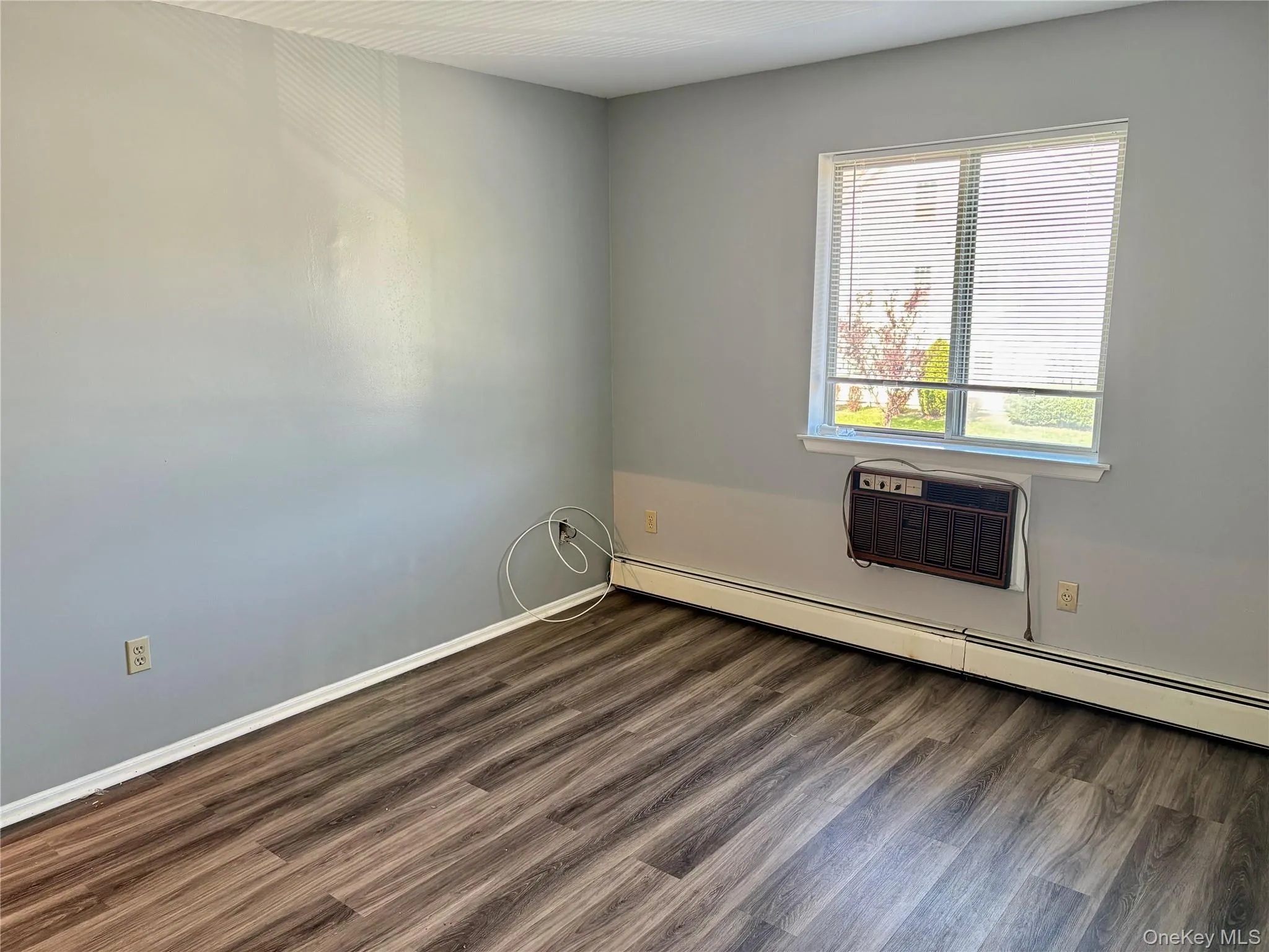 2nd bedroom 2nd bedroom