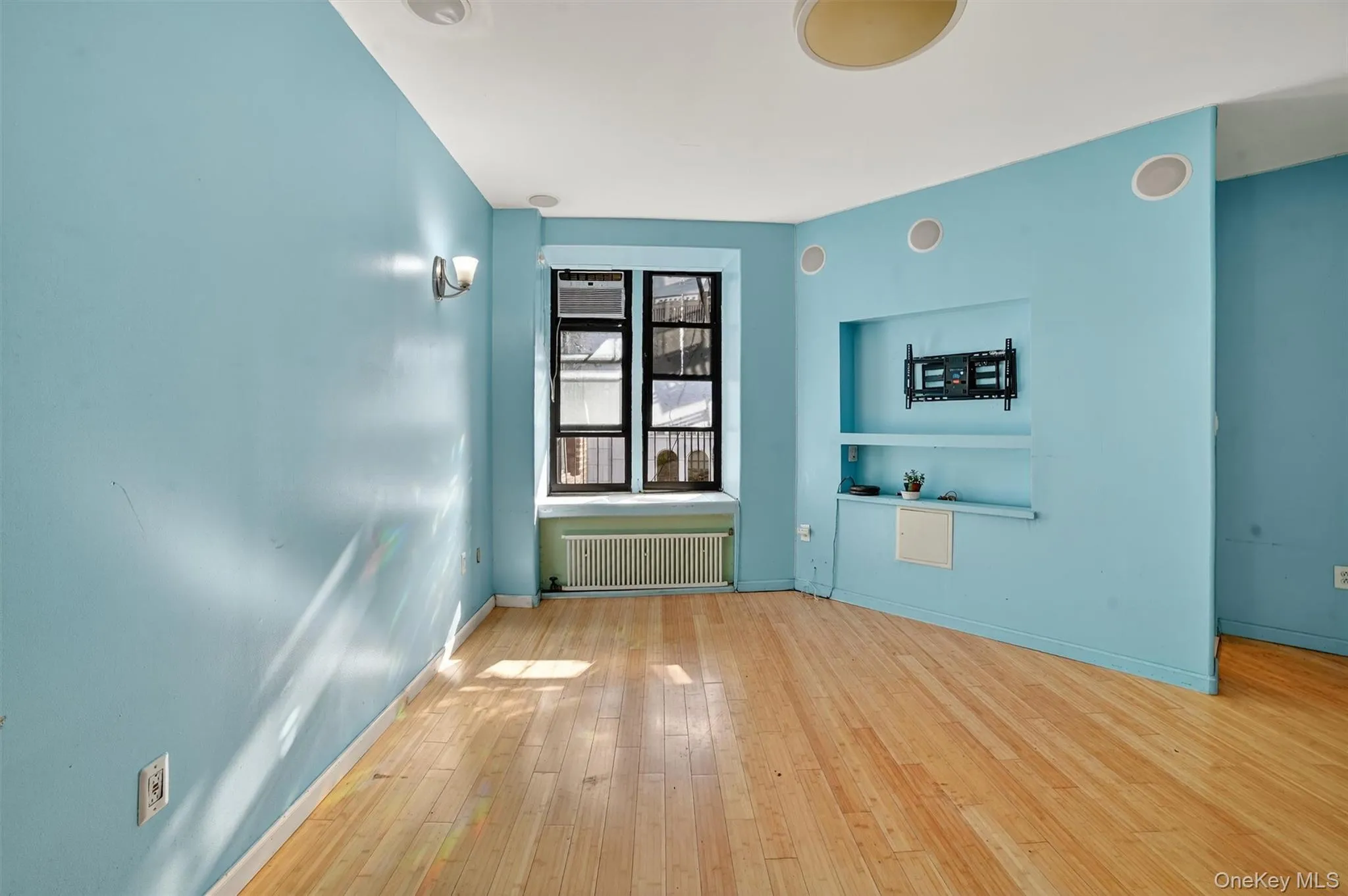 941 Jerome Avenue, New York, NY, 2 Rooms Rooms,1 BathroomBathrooms,Residential,For Rent,Jerome,0,908814 941 Jerome Avenue, New York, NY, 2 Rooms Rooms,1 BathroomBathrooms,Residential,For Rent,Jerome,0,908814