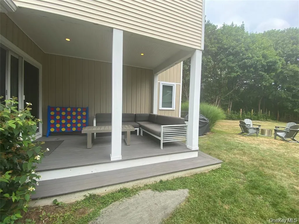 19 End Avenue, Southampton, NY, 4 Bedrooms Bedrooms, 12 Rooms Rooms,2 BathroomsBathrooms,Residential Lease,Idx,End,0,908842 19 End Avenue, Southampton, NY, 4 Bedrooms Bedrooms, 12 Rooms Rooms,2 BathroomsBathrooms,Residential Lease,Idx,End,0,908842