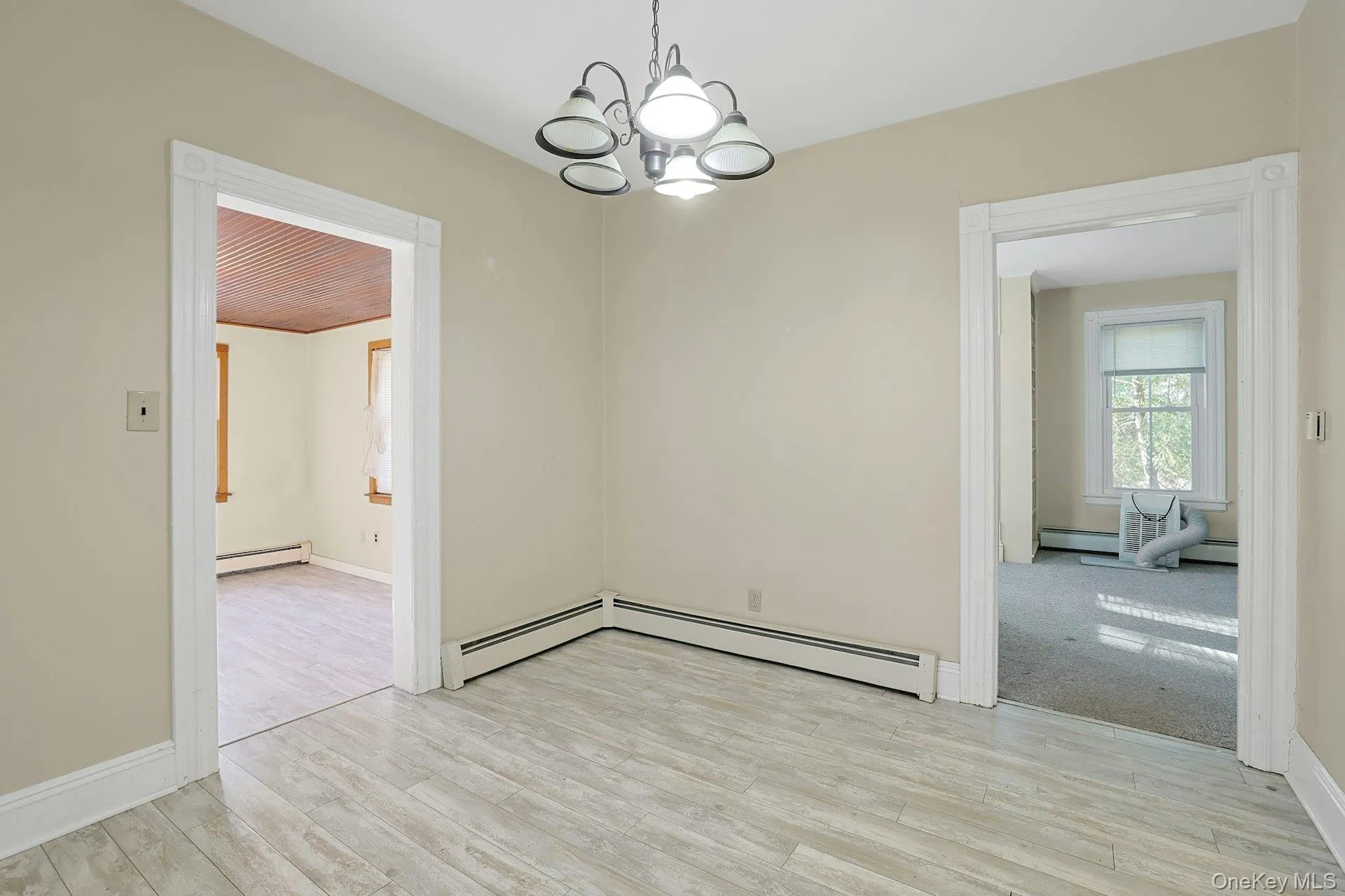 Dining area Dining area