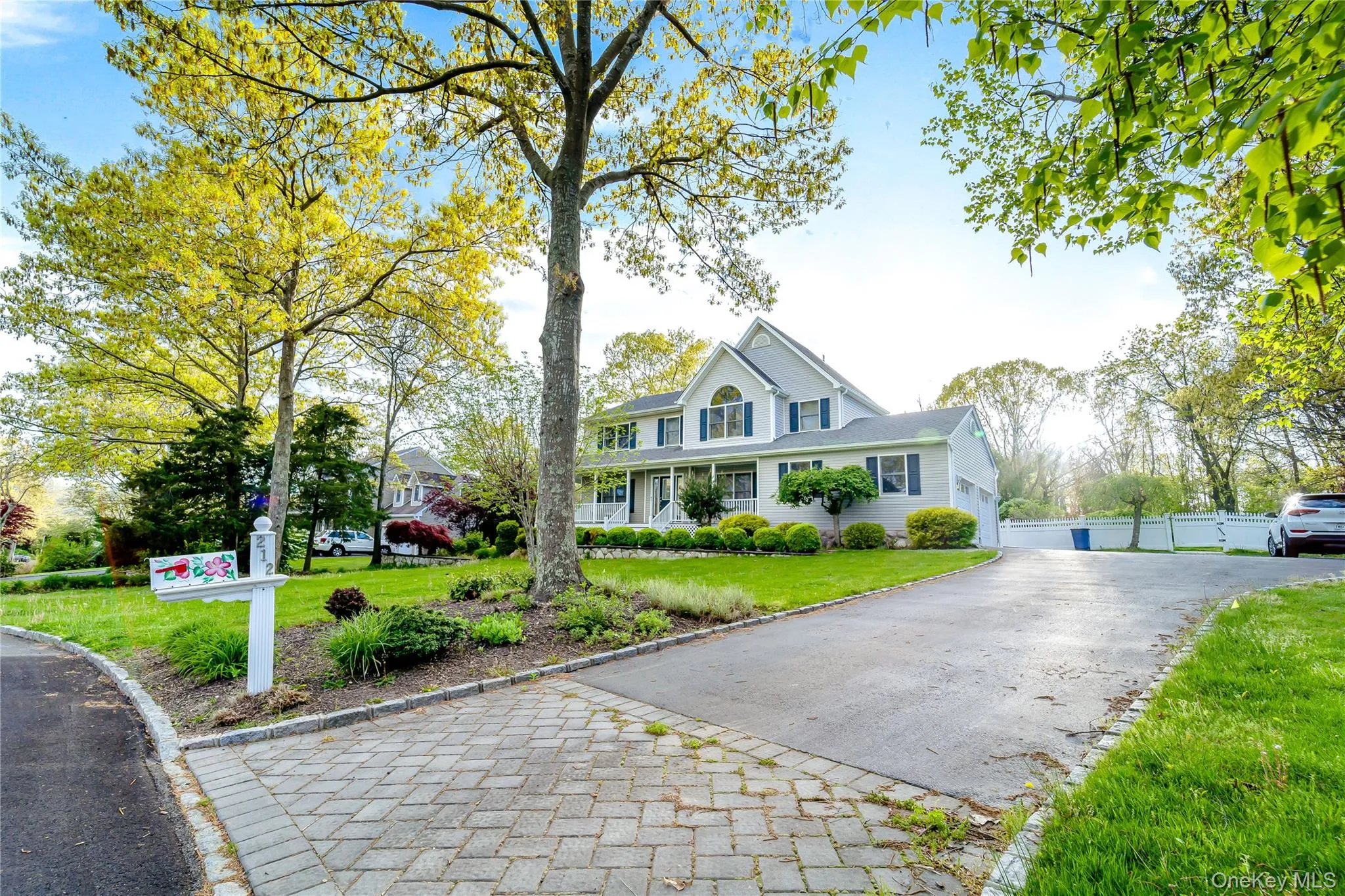 212 Fairway Drive, Riverhead, NY, 4 Bedrooms Bedrooms, 10 Rooms Rooms,2 BathroomsBathrooms,Residential Lease,Idx,Fairway,0,908871 212 Fairway Drive, Riverhead, NY, 4 Bedrooms Bedrooms, 10 Rooms Rooms,2 BathroomsBathrooms,Residential Lease,Idx,Fairway,0,908871