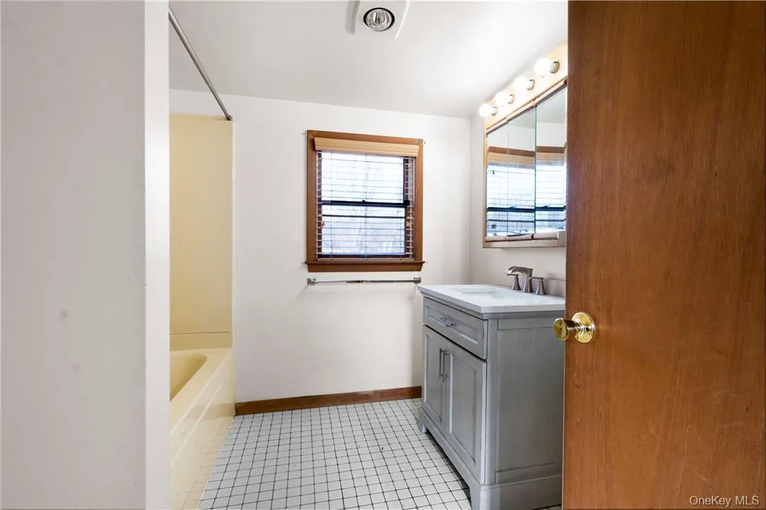 48 Quaker Hill Road, Monroe, NY, 4 Bedrooms Bedrooms, 9 Rooms Rooms,2 BathroomsBathrooms,Residential Lease,Idx,Quaker Hill,0,908954 48 Quaker Hill Road, Monroe, NY, 4 Bedrooms Bedrooms, 9 Rooms Rooms,2 BathroomsBathrooms,Residential Lease,Idx,Quaker Hill,0,908954