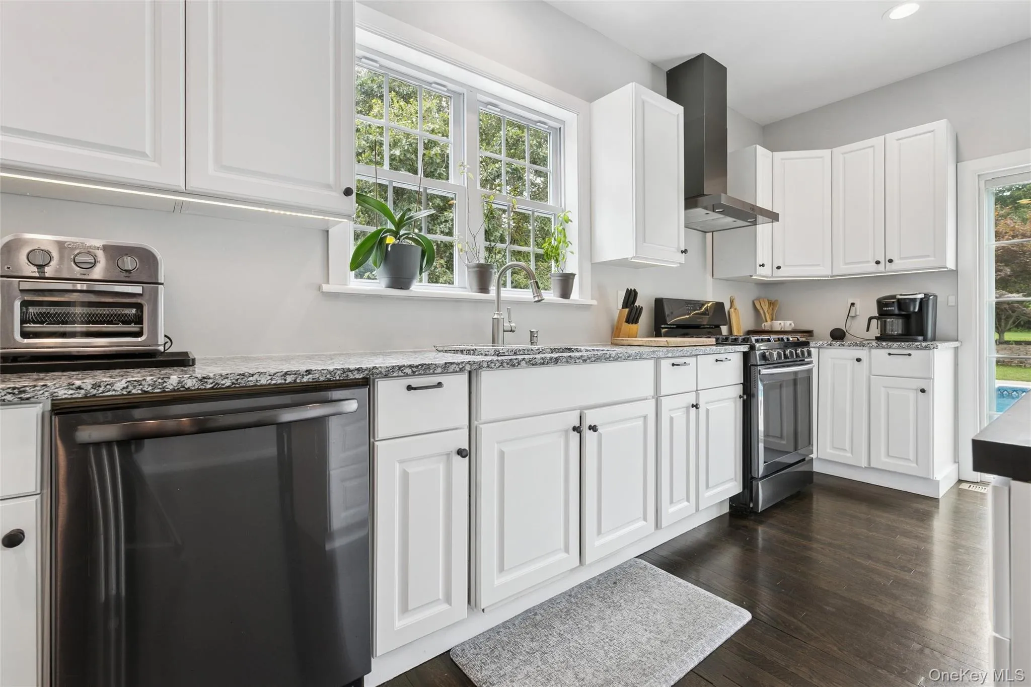 138 North Road, Southampton, NY, 4 Bedrooms Bedrooms, 8 Rooms Rooms,4 BathroomsBathrooms,Residential Lease,Idx,North,0,908999 138 North Road, Southampton, NY, 4 Bedrooms Bedrooms, 8 Rooms Rooms,4 BathroomsBathrooms,Residential Lease,Idx,North,0,908999