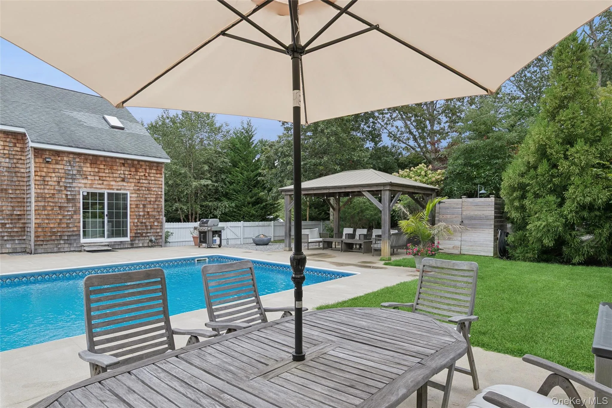 138 North Road, Southampton, NY, 4 Bedrooms Bedrooms, 8 Rooms Rooms,4 BathroomsBathrooms,Residential Lease,Idx,North,0,908999 138 North Road, Southampton, NY, 4 Bedrooms Bedrooms, 8 Rooms Rooms,4 BathroomsBathrooms,Residential Lease,Idx,North,0,908999