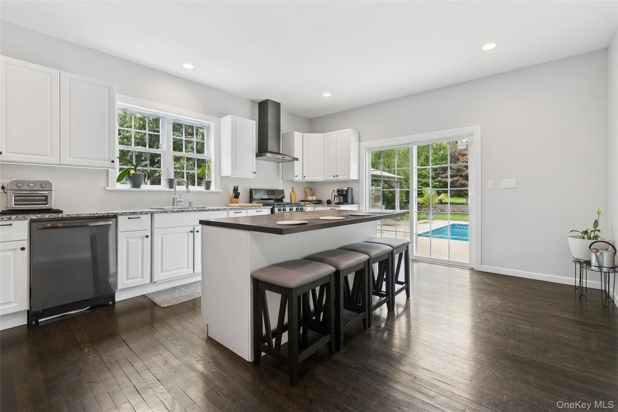 138 North Road, Southampton, NY, 4 Bedrooms Bedrooms, 8 Rooms Rooms,4 BathroomsBathrooms,Residential Lease,Idx,North,0,908999 138 North Road, Southampton, NY, 4 Bedrooms Bedrooms, 8 Rooms Rooms,4 BathroomsBathrooms,Residential Lease,Idx,North,0,908999