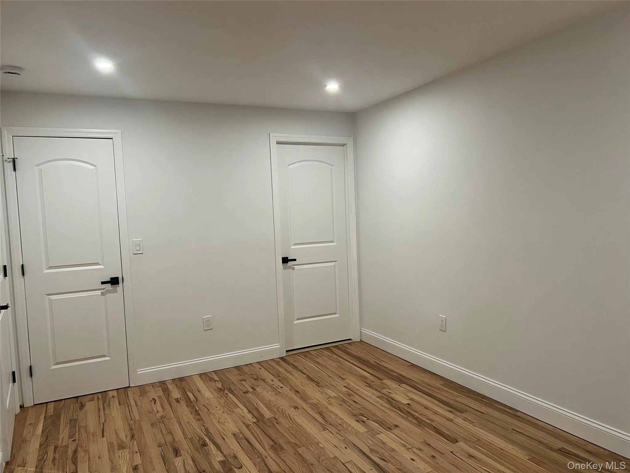 10008 Shore Front Parkway, New York, NY, 2 Bedrooms Bedrooms, 6 Rooms Rooms,2 BathroomsBathrooms,Residential,For Rent,Shore Front,0,909053 10008 Shore Front Parkway, New York, NY, 2 Bedrooms Bedrooms, 6 Rooms Rooms,2 BathroomsBathrooms,Residential,For Rent,Shore Front,0,909053