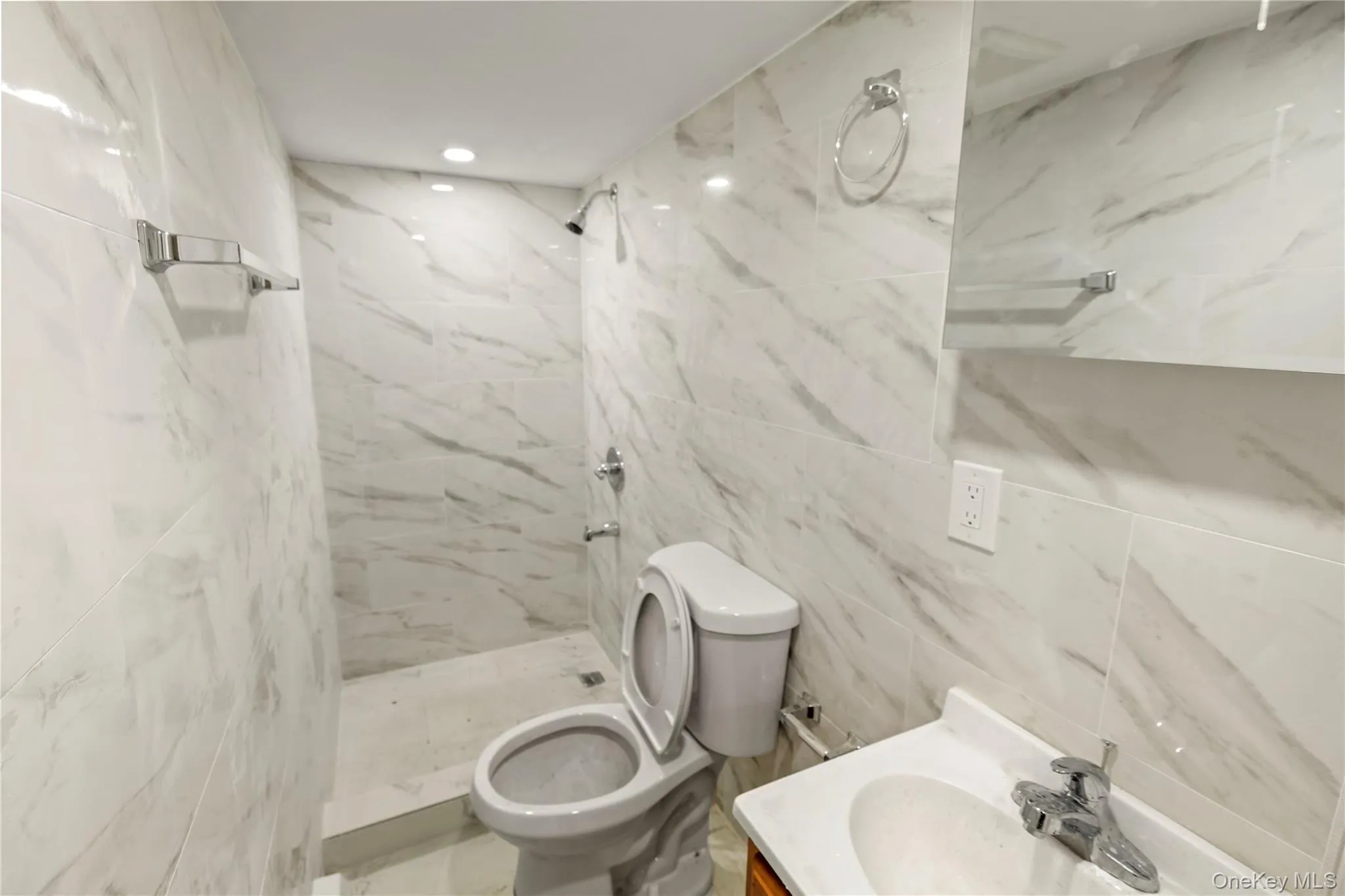 412 37th Street, Babylon, NY, 5 Bedrooms Bedrooms, 10 Rooms Rooms,3 BathroomsBathrooms,Residential Sale,For Rent,37th,0,909203 412 37th Street, Babylon, NY, 5 Bedrooms Bedrooms, 10 Rooms Rooms,3 BathroomsBathrooms,Residential Sale,For Rent,37th,0,909203