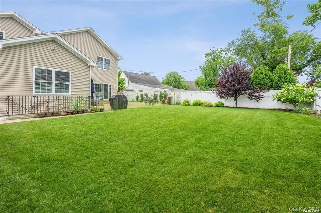 45 Meeting Lane, Oyster Bay, NY, 5 Bedrooms Bedrooms, 11 Rooms Rooms,4 BathroomsBathrooms,Residential,For Rent,Meeting,0,909235 45 Meeting Lane, Oyster Bay, NY, 5 Bedrooms Bedrooms, 11 Rooms Rooms,4 BathroomsBathrooms,Residential,For Rent,Meeting,0,909235