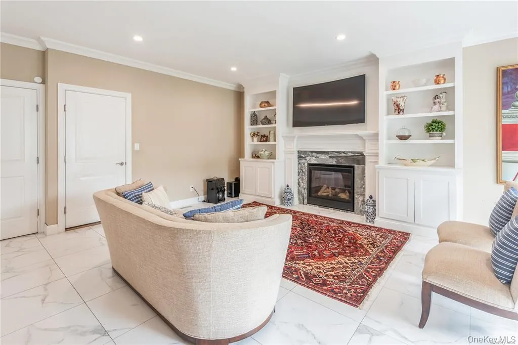 45 Meeting Lane, Oyster Bay, NY, 5 Bedrooms Bedrooms, 11 Rooms Rooms,4 BathroomsBathrooms,Residential,For Rent,Meeting,0,909235 45 Meeting Lane, Oyster Bay, NY, 5 Bedrooms Bedrooms, 11 Rooms Rooms,4 BathroomsBathrooms,Residential,For Rent,Meeting,0,909235