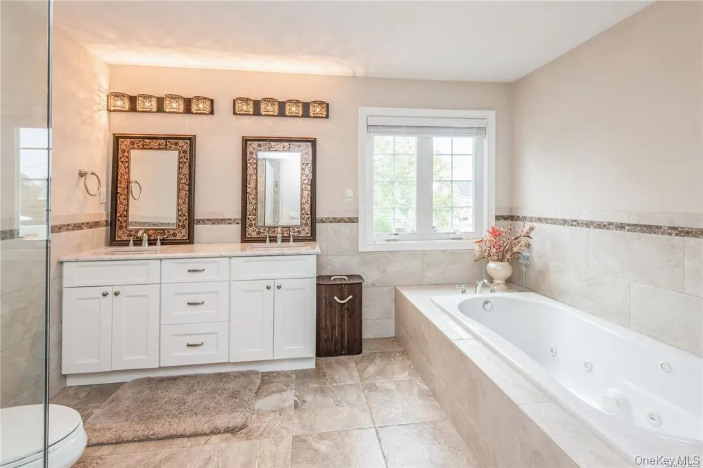 45 Meeting Lane, Oyster Bay, NY, 5 Bedrooms Bedrooms, 11 Rooms Rooms,4 BathroomsBathrooms,Residential,For Rent,Meeting,0,909235 45 Meeting Lane, Oyster Bay, NY, 5 Bedrooms Bedrooms, 11 Rooms Rooms,4 BathroomsBathrooms,Residential,For Rent,Meeting,0,909235