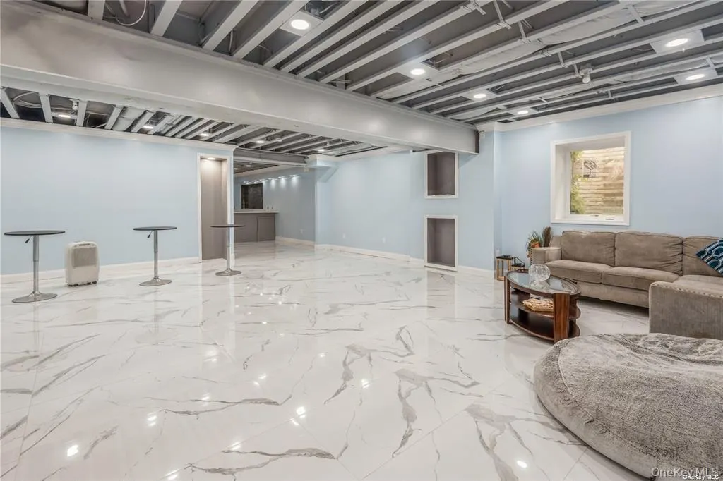 45 Meeting Lane, Oyster Bay, NY, 5 Bedrooms Bedrooms, 11 Rooms Rooms,4 BathroomsBathrooms,Residential,For Rent,Meeting,0,909235 45 Meeting Lane, Oyster Bay, NY, 5 Bedrooms Bedrooms, 11 Rooms Rooms,4 BathroomsBathrooms,Residential,For Rent,Meeting,0,909235
