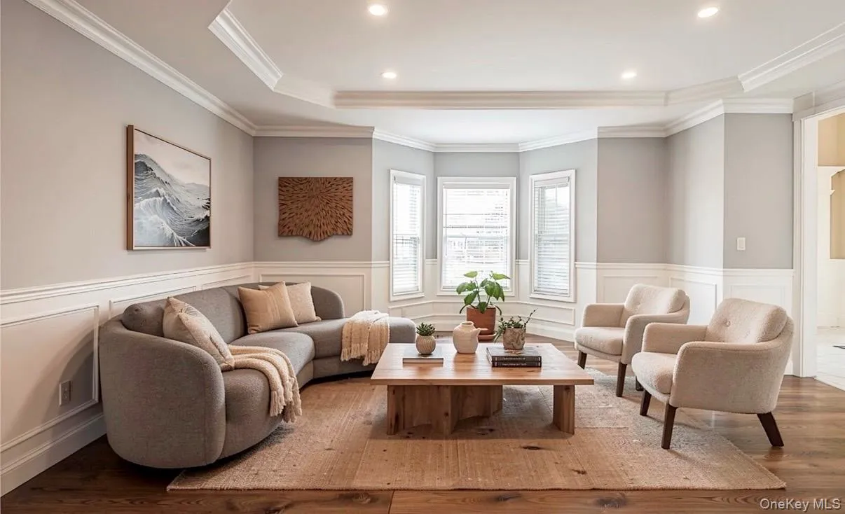45 Meeting Lane, Oyster Bay, NY, 5 Bedrooms Bedrooms, 11 Rooms Rooms,4 BathroomsBathrooms,Residential,For Rent,Meeting,0,909235 45 Meeting Lane, Oyster Bay, NY, 5 Bedrooms Bedrooms, 11 Rooms Rooms,4 BathroomsBathrooms,Residential,For Rent,Meeting,0,909235