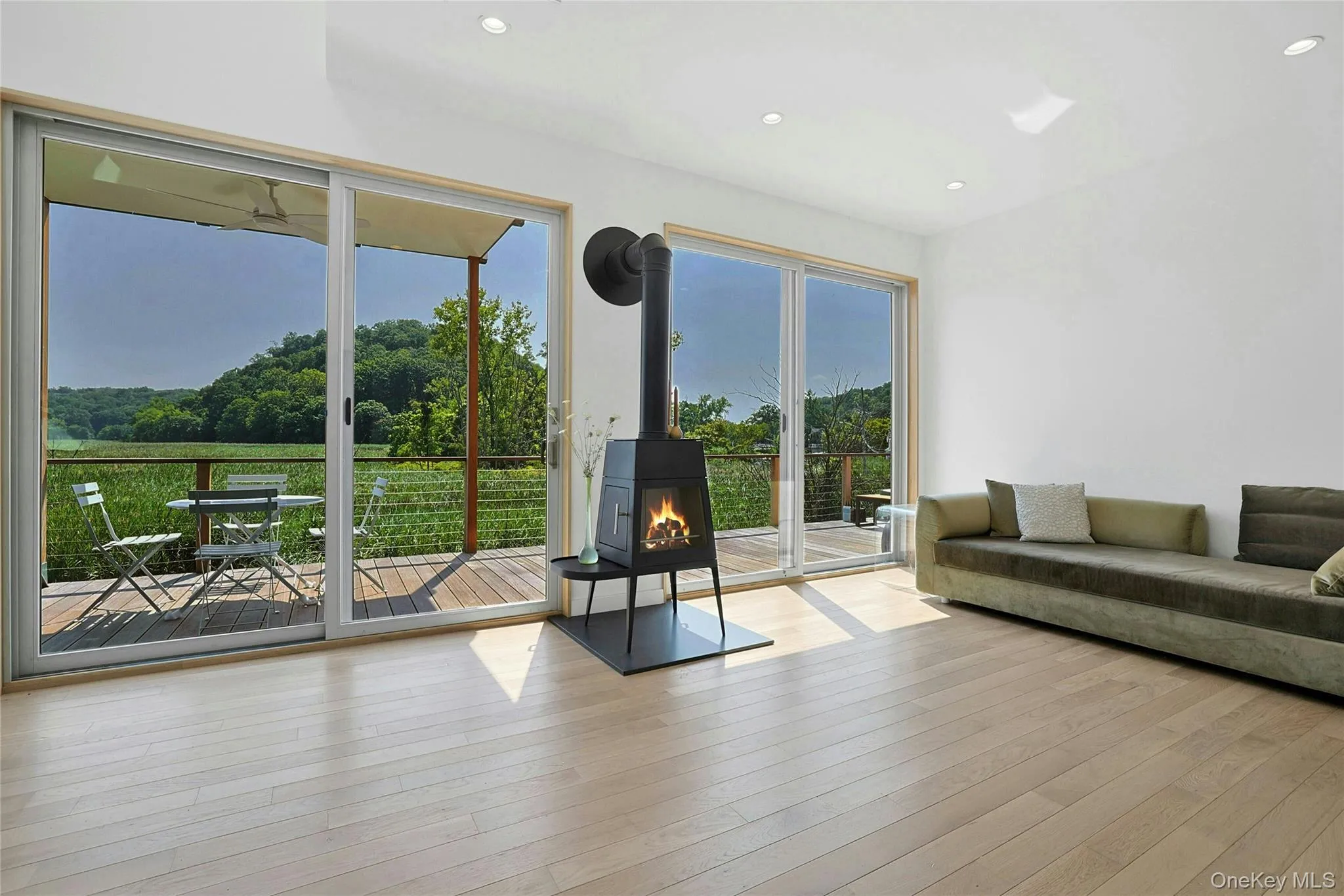 93 Paradise Avenue, Orangetown, NY, 2 Bedrooms Bedrooms, 6 Rooms Rooms,2 BathroomsBathrooms,Residential Lease,Idx,Paradise,0,909309 93 Paradise Avenue, Orangetown, NY, 2 Bedrooms Bedrooms, 6 Rooms Rooms,2 BathroomsBathrooms,Residential Lease,Idx,Paradise,0,909309