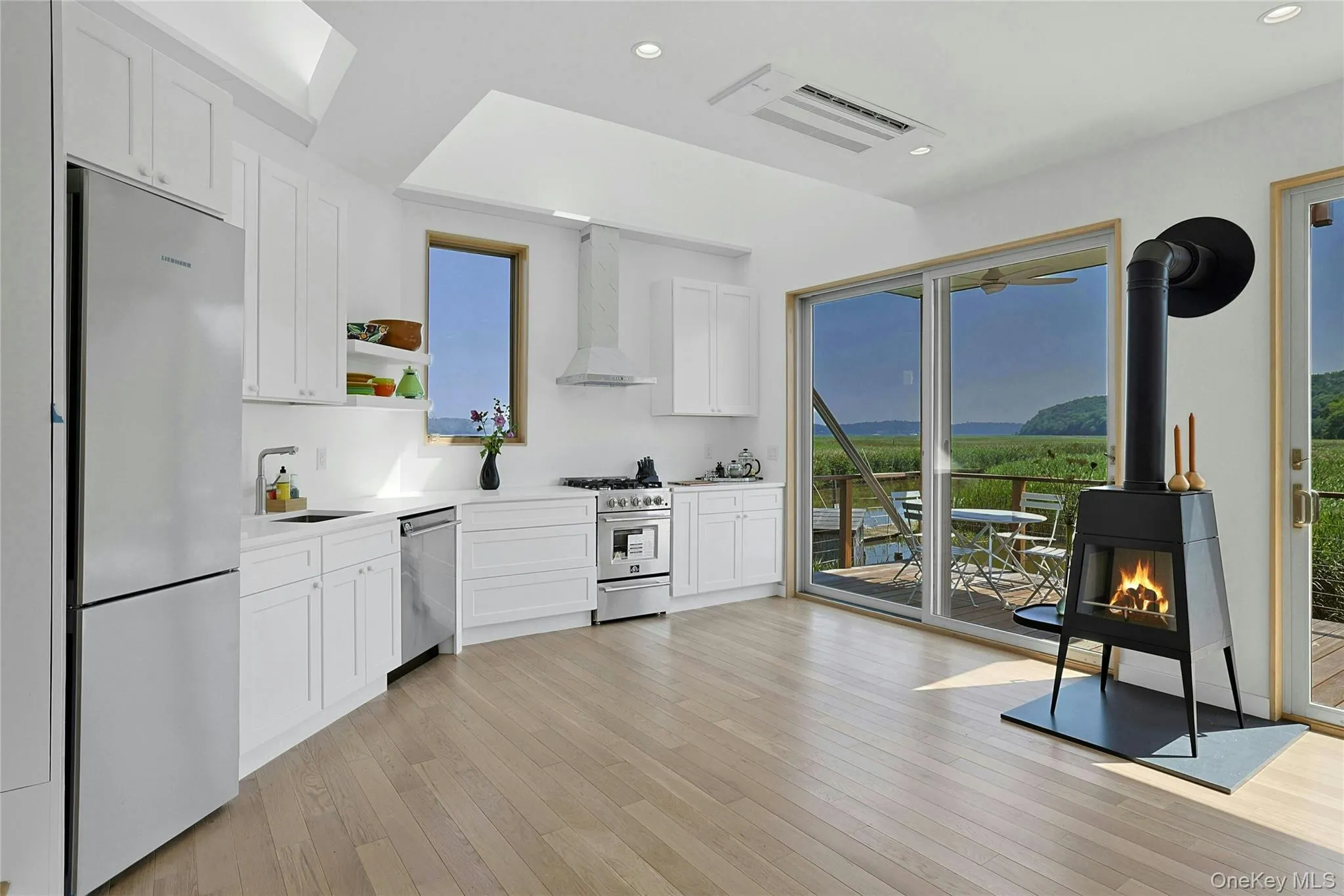 93 Paradise Avenue, Orangetown, NY, 2 Bedrooms Bedrooms, 6 Rooms Rooms,2 BathroomsBathrooms,Residential Lease,Idx,Paradise,0,909309 93 Paradise Avenue, Orangetown, NY, 2 Bedrooms Bedrooms, 6 Rooms Rooms,2 BathroomsBathrooms,Residential Lease,Idx,Paradise,0,909309