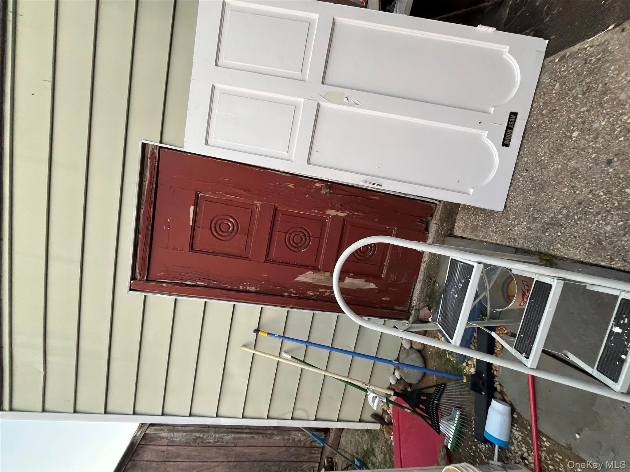 Exterior view Exterior view