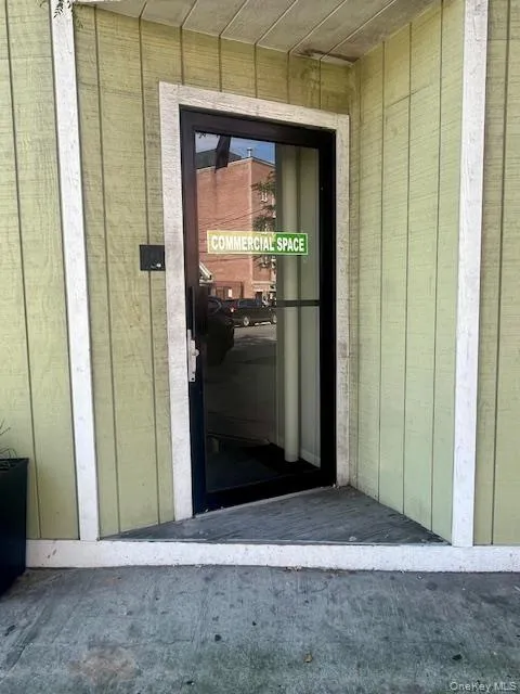 Doorway to property Doorway to property