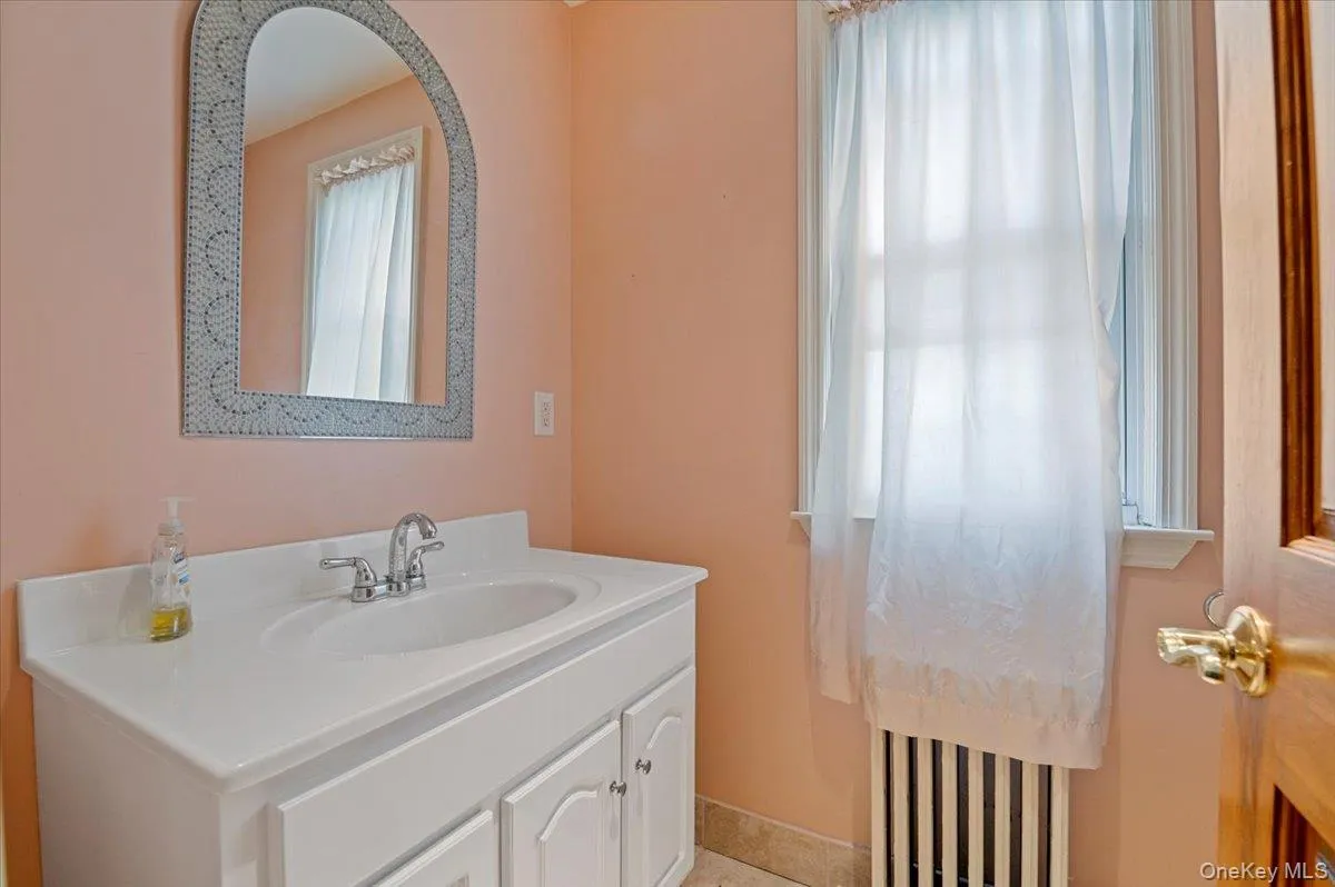 1553 Broadway, Hempstead, NY, ,Commercial Lease,Idx,Broadway,0,909370 1553 Broadway, Hempstead, NY, ,Commercial Lease,Idx,Broadway,0,909370