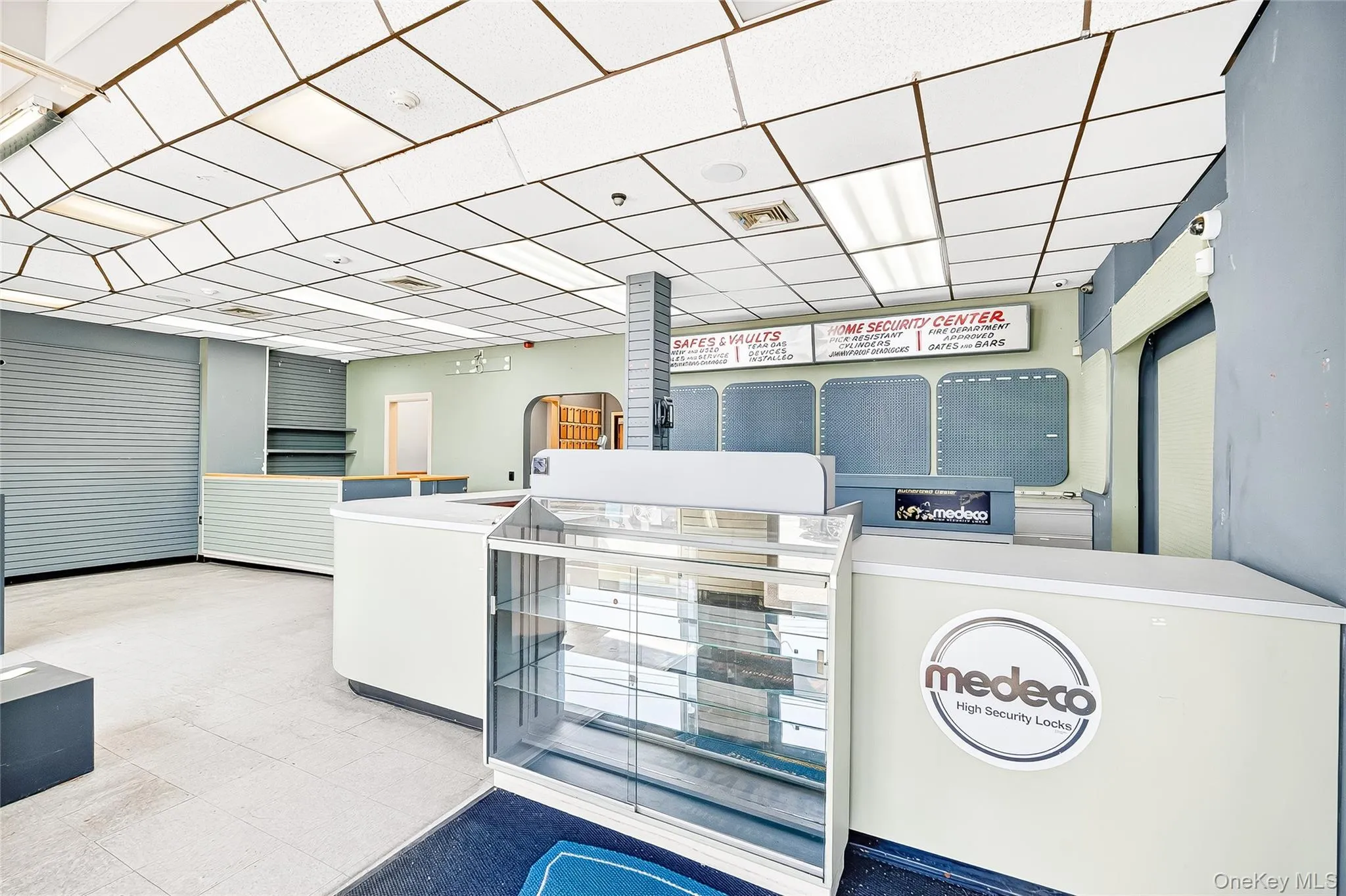 Retail Counter Retail Counter