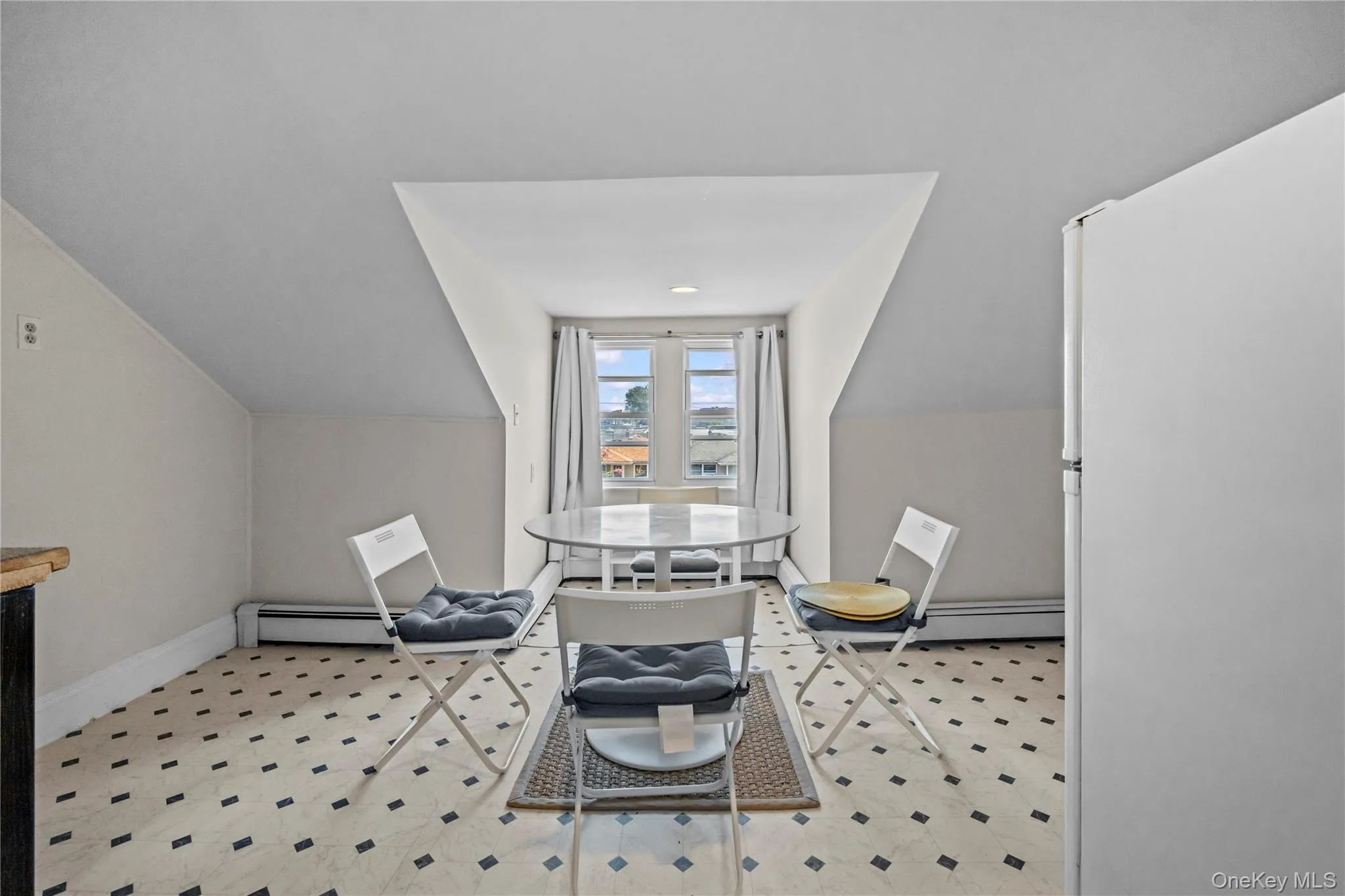 11703 Newport Avenue, New York, NY, 6 Bedrooms Bedrooms, 10 Rooms Rooms,4 BathroomsBathrooms,Residential Lease,Idx,Newport,0,909576 11703 Newport Avenue, New York, NY, 6 Bedrooms Bedrooms, 10 Rooms Rooms,4 BathroomsBathrooms,Residential Lease,Idx,Newport,0,909576